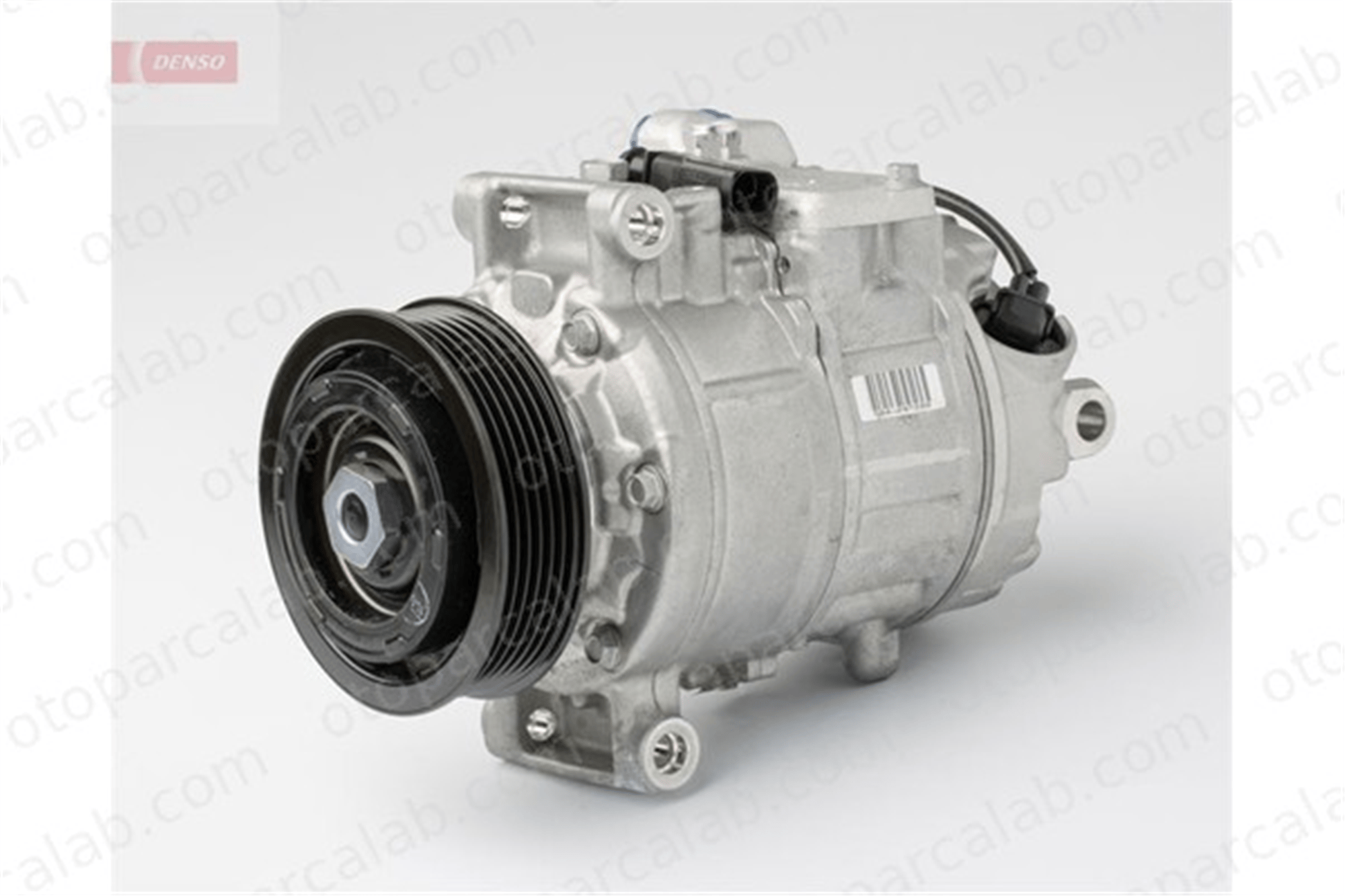 DENSO DCP32071 Klima Kompresörü AUDI A8 D4 VW TOUAREG 4H0260805F 7P6820803