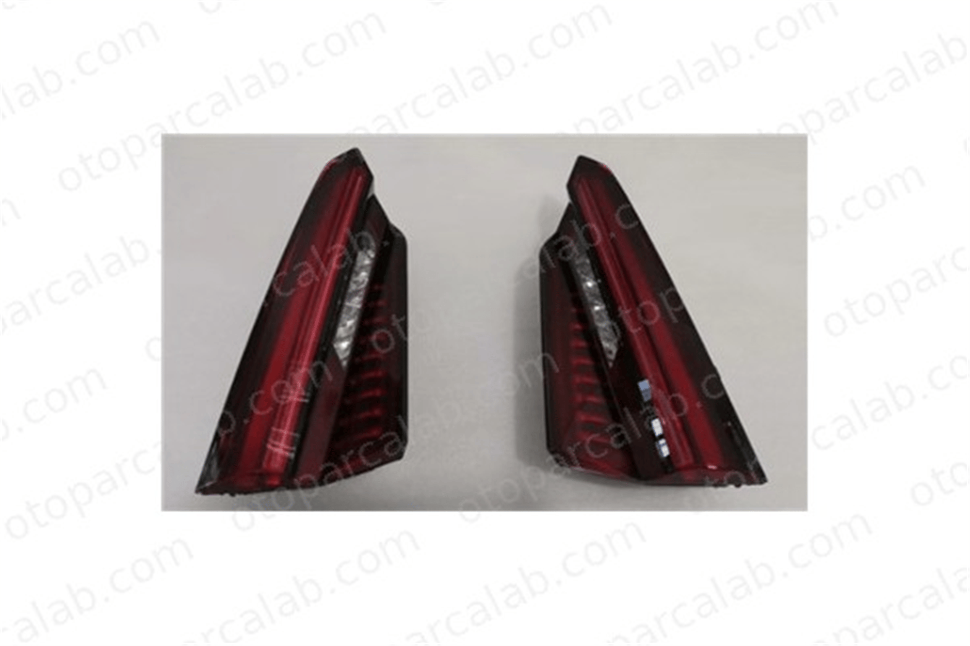 GKL 296118 Stop Lambası İç Sol AUDI A5 Sportback A5 8W6945093G 8W6945093N
