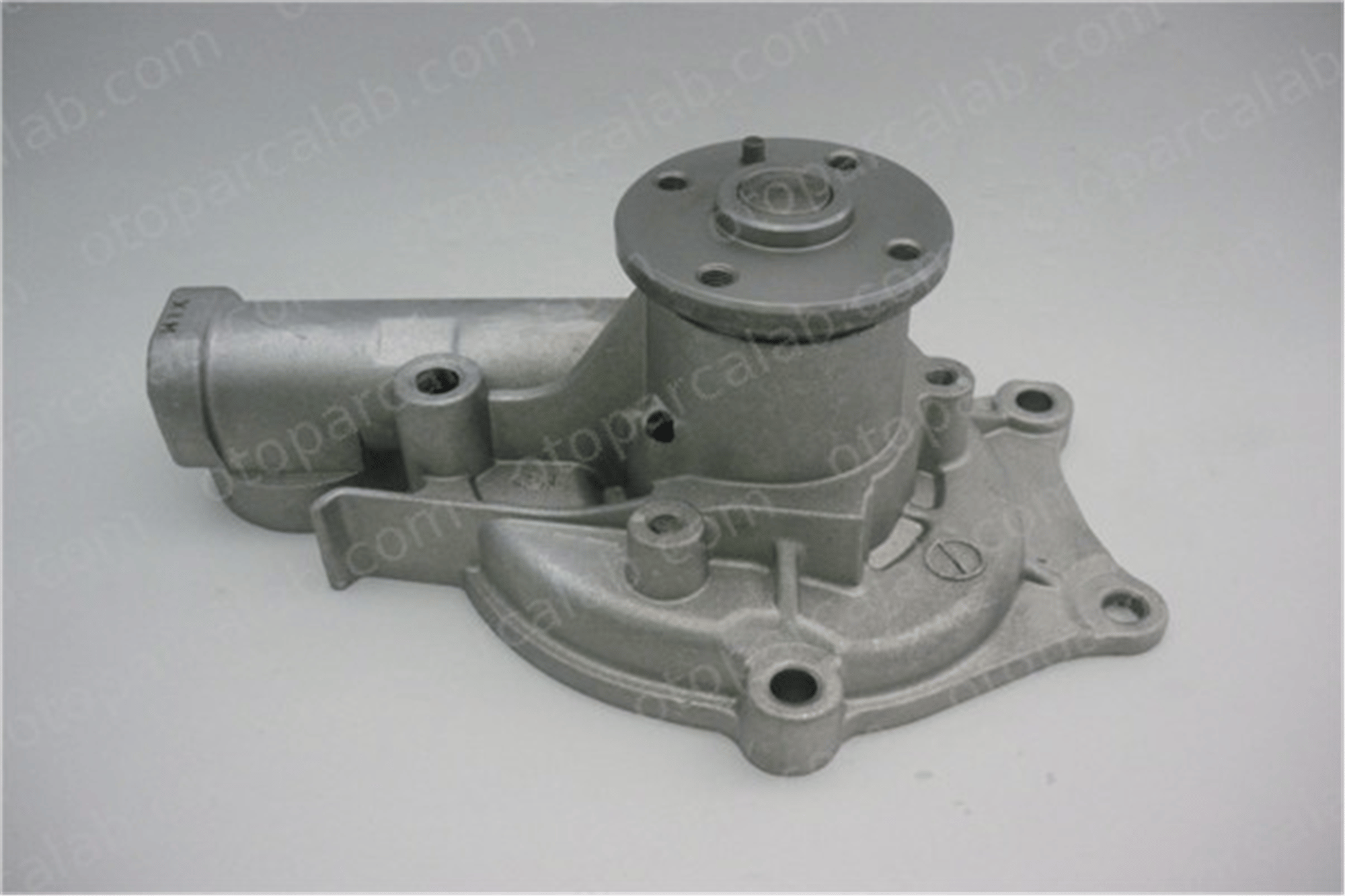 GMB GWHY-08A Devirdaim Su Pompası MITSUBISHI L 300 III Minibüs/Otobüs HYUNDAI SONATA III 2510033012 2510032120