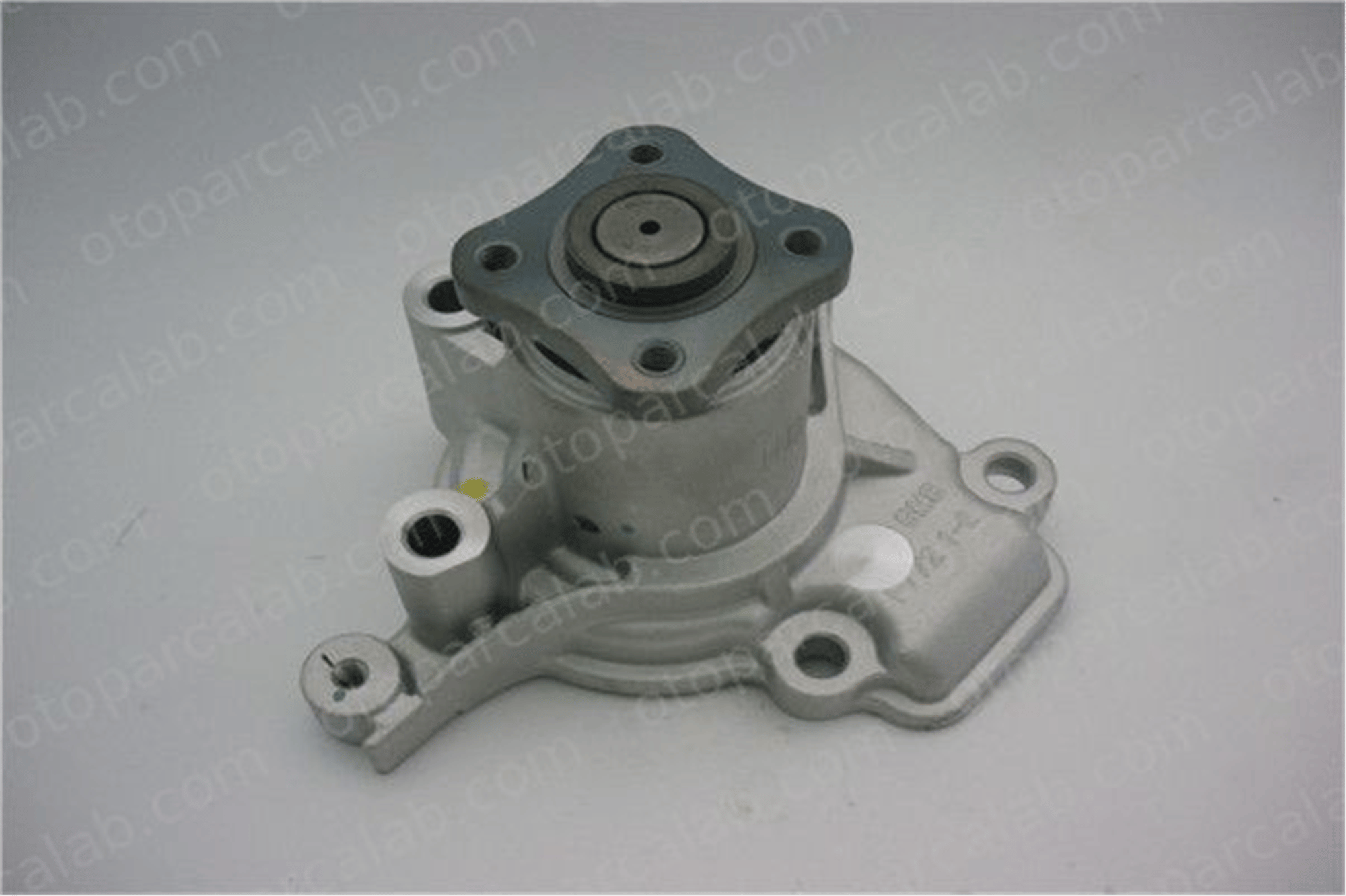 GMB GWHY-42A Devirdaim Su Pompası HYUNDAI ELANTRA III Sedan LANTRA II Station wagon M2510023500 2510023530