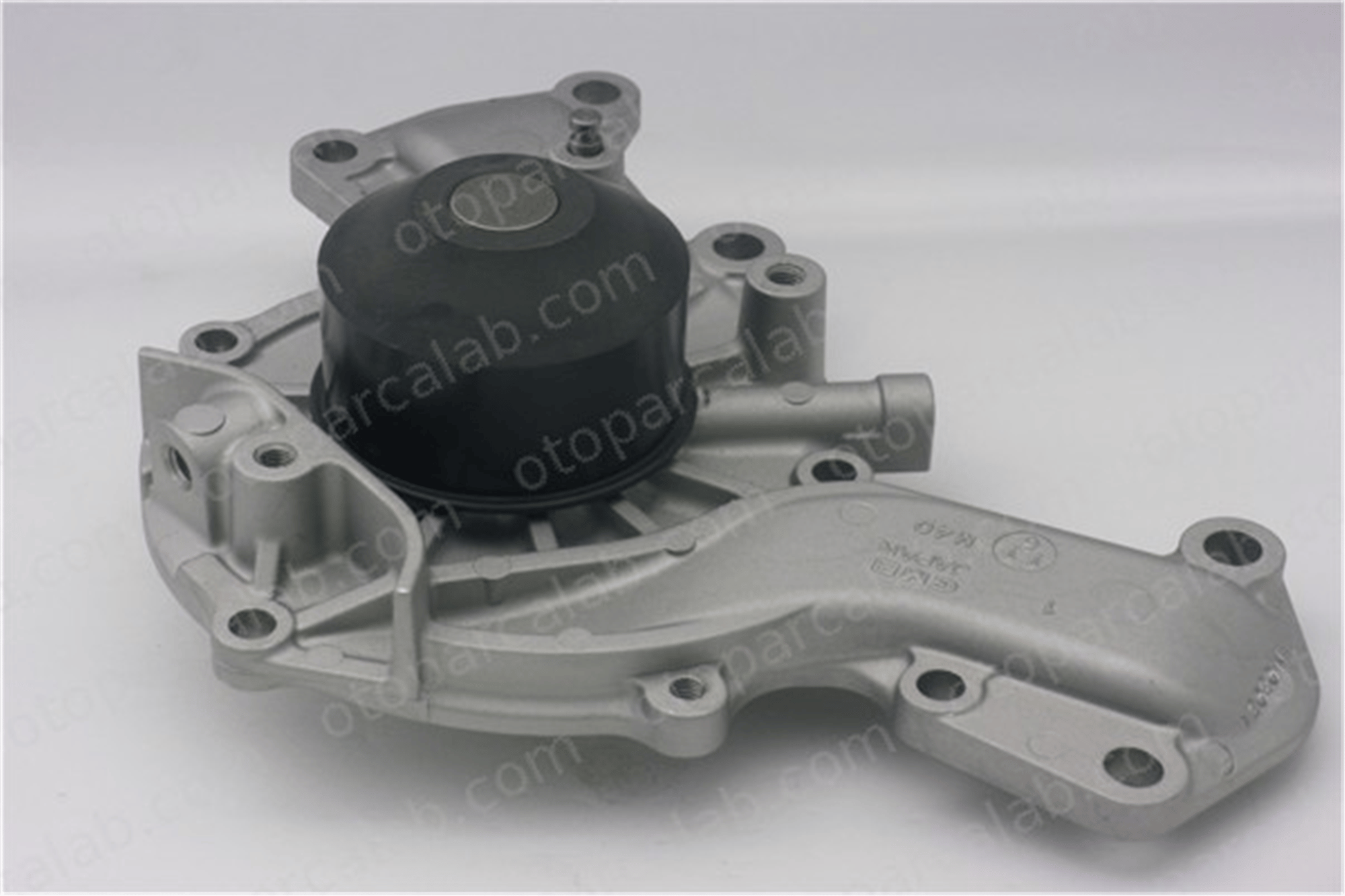 GMB GWM-74A Devirdaim Su Pompası MITSUBISHI SPACE WAGON CHRYSLER VOYAGER I MD972003 MD972004
