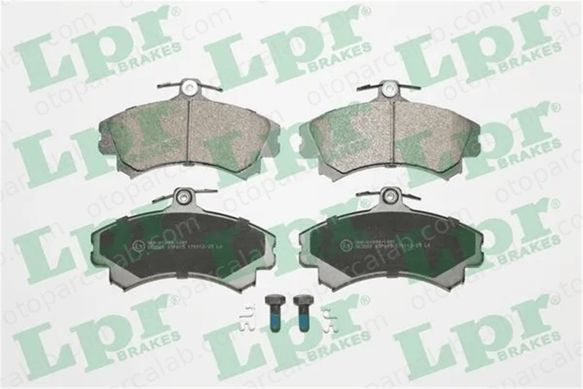 LPR 05P615 Fren Disk Balata Ön MITSUBISHI SPACE STAR MPV CARISMA MR235557 DBP511117