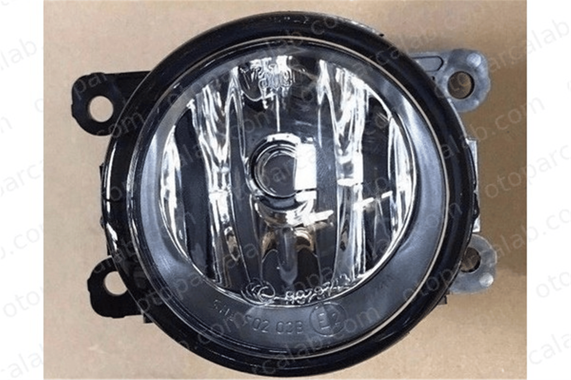 MADE IN TAIWAN 261500097R Sis Farı Ön Sağ veya Sol RENAULT CLIO IV FLUENCE 261500097R
