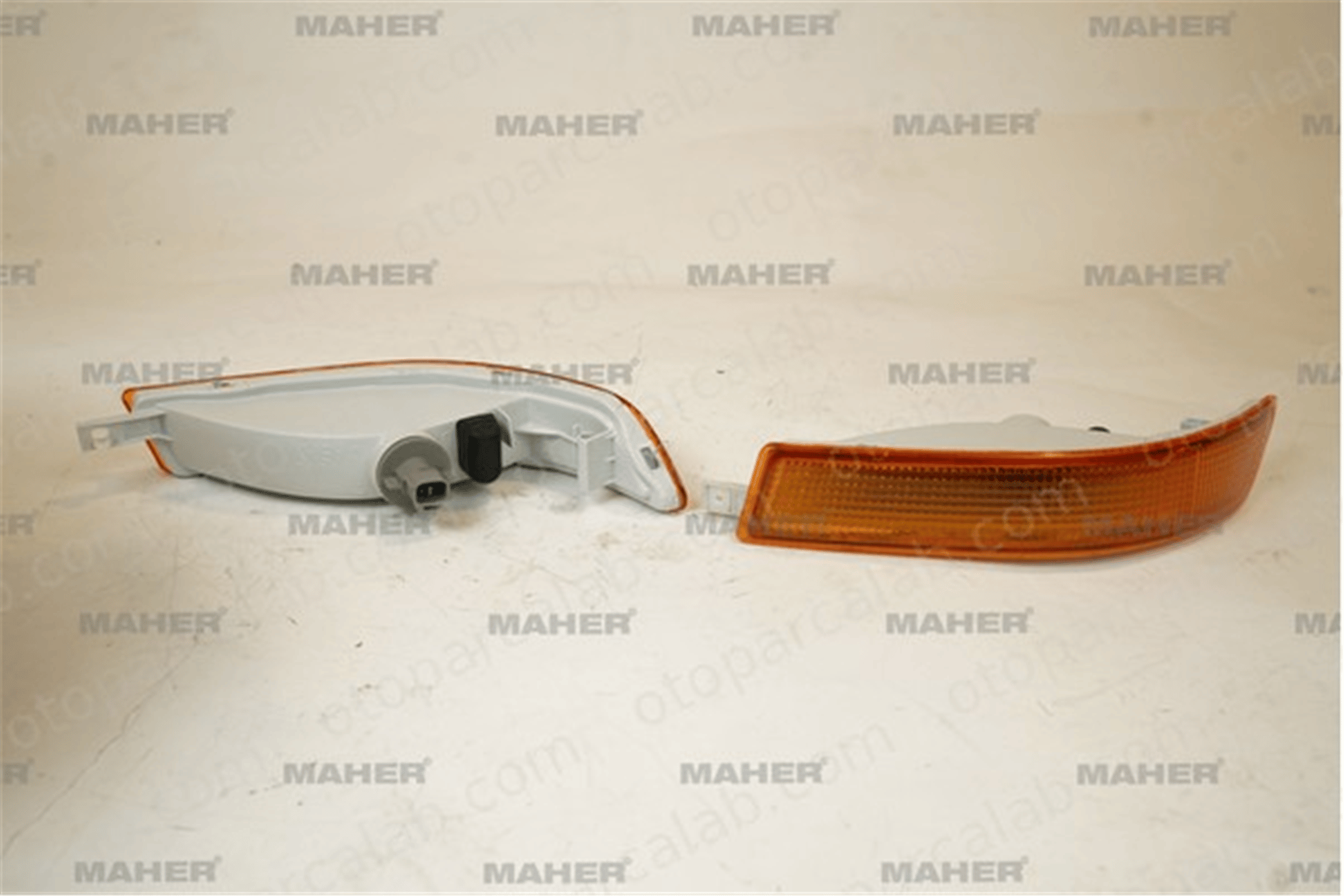 MAHER 01460 Sinyal Lambası Sol TOYOTA COROLLA Station wagon COROLLA 8152012520 8152012750