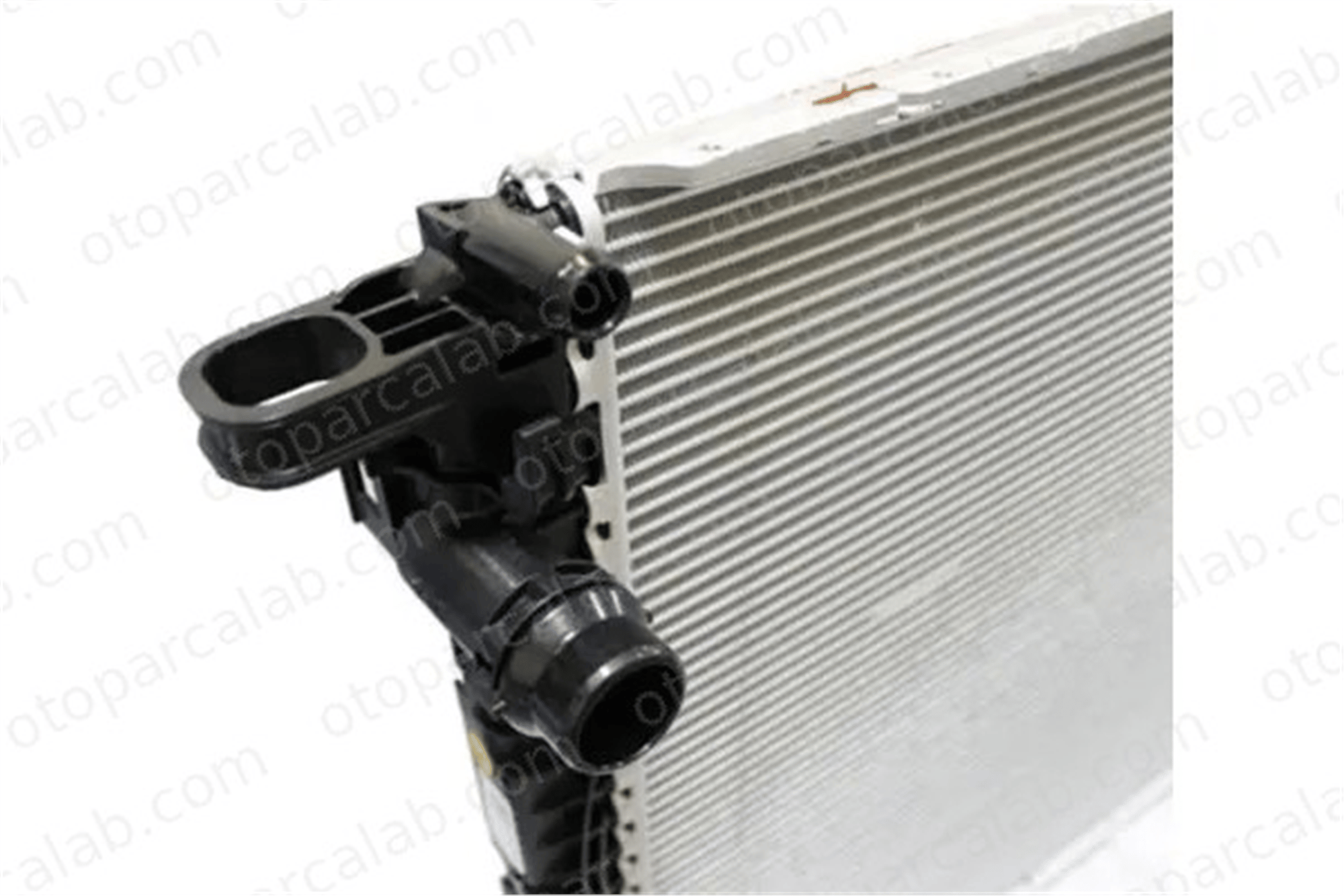 MAHLE CR 2176 000P Su Radyatörü AUDI A4 B9 A4 B9 Avant 8W0121251J 8W0121251K