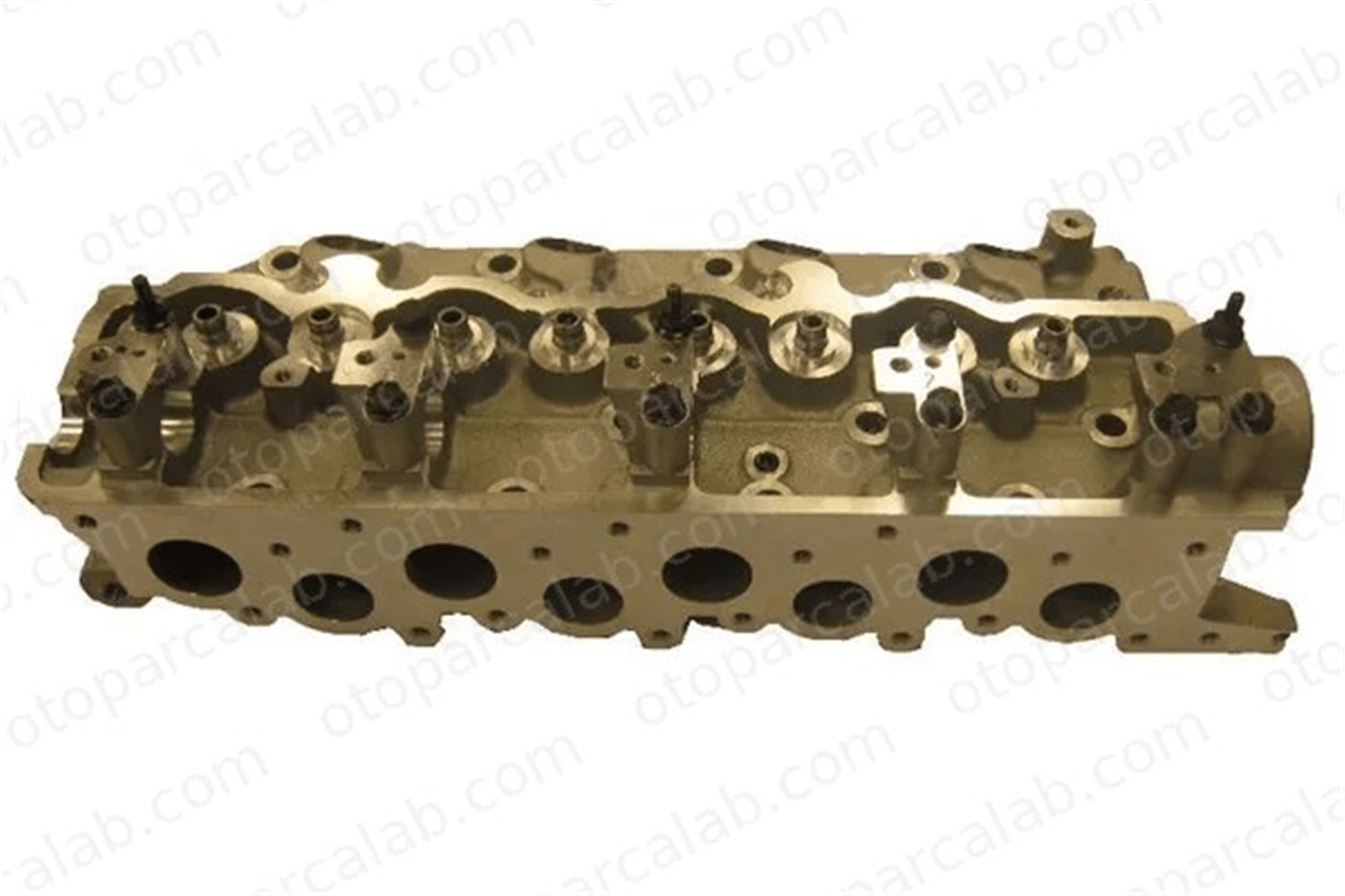 MGA 60113 Silindir Kapağı MITSUBISHI L200 HYUNDAI H-1 / STAREX Minibüs/Otobüs MD303750 2210042000