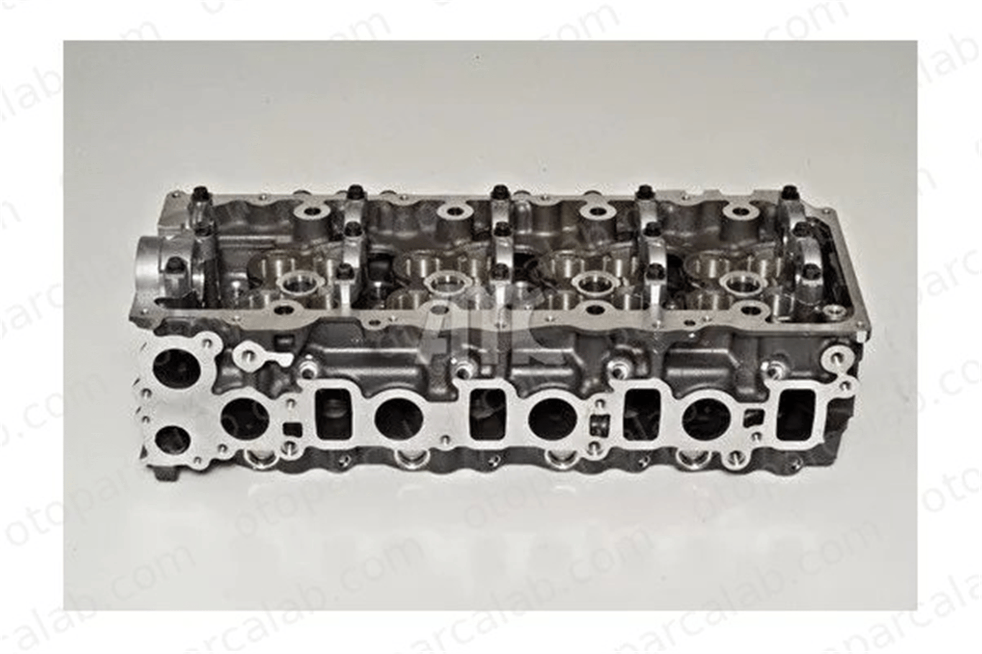 MGA 60211 Silindir Kapağı TOYOTA HILUX VII Pick-up HIACE IV Panelvan/Van 1110130071 1110130040