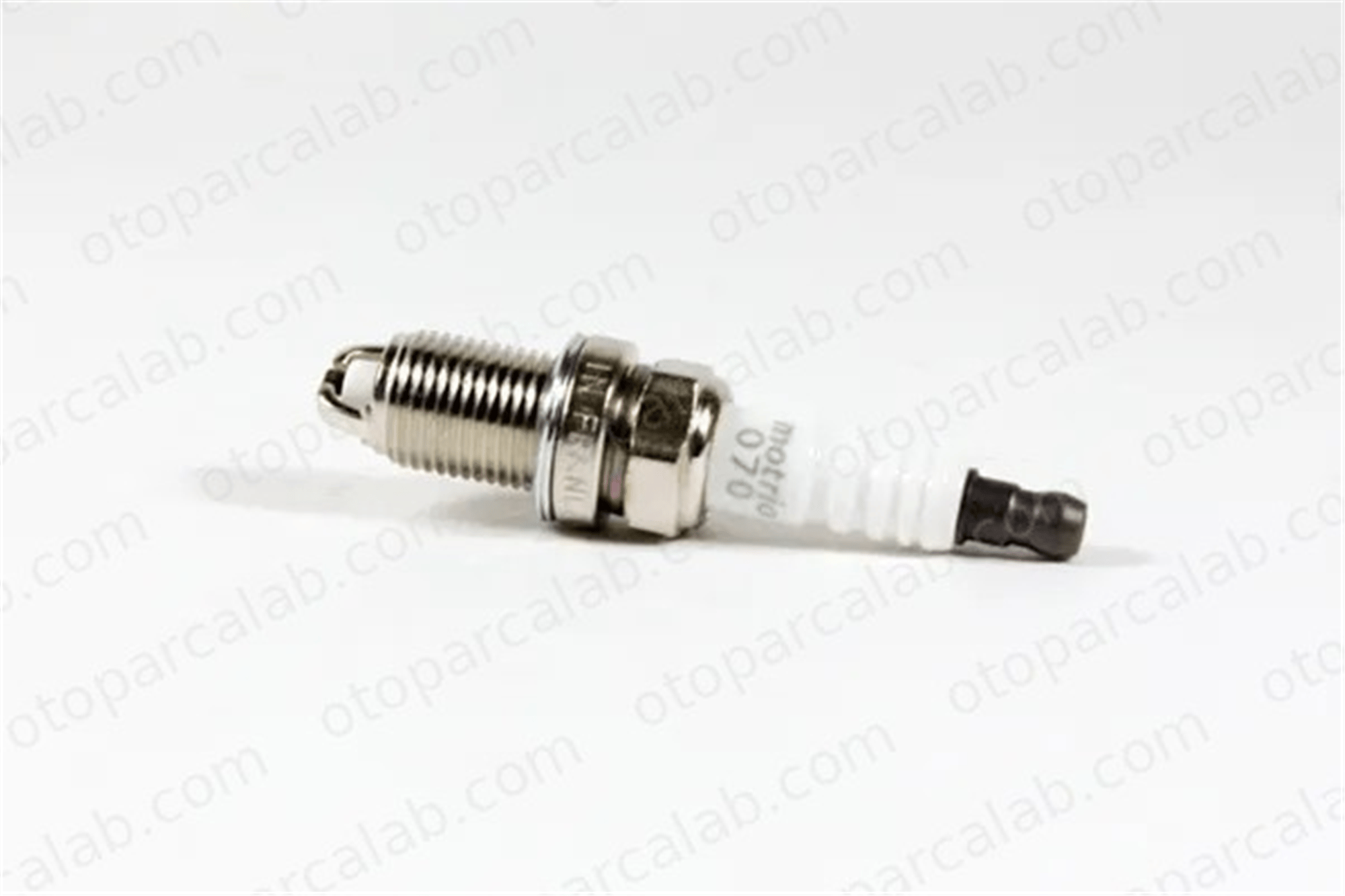 MOTRIO 8671004070 Ateşleme Bujisi BMW 3 5 8671004070 46449690