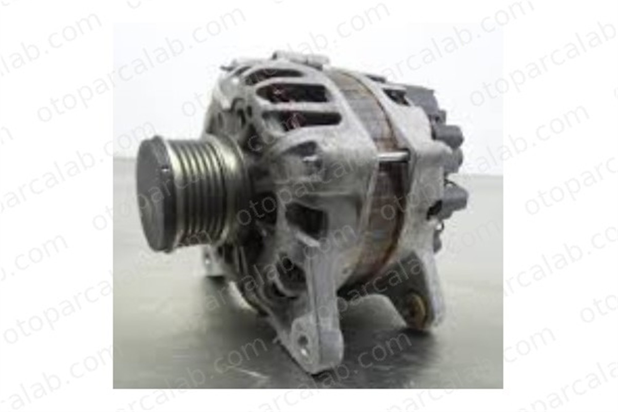 RENAULT ORJINAL 231008918R Alternatör DACIA DUSTER RENAULT KANGOO / GRAND KANGOO II 231008918R 231003424R