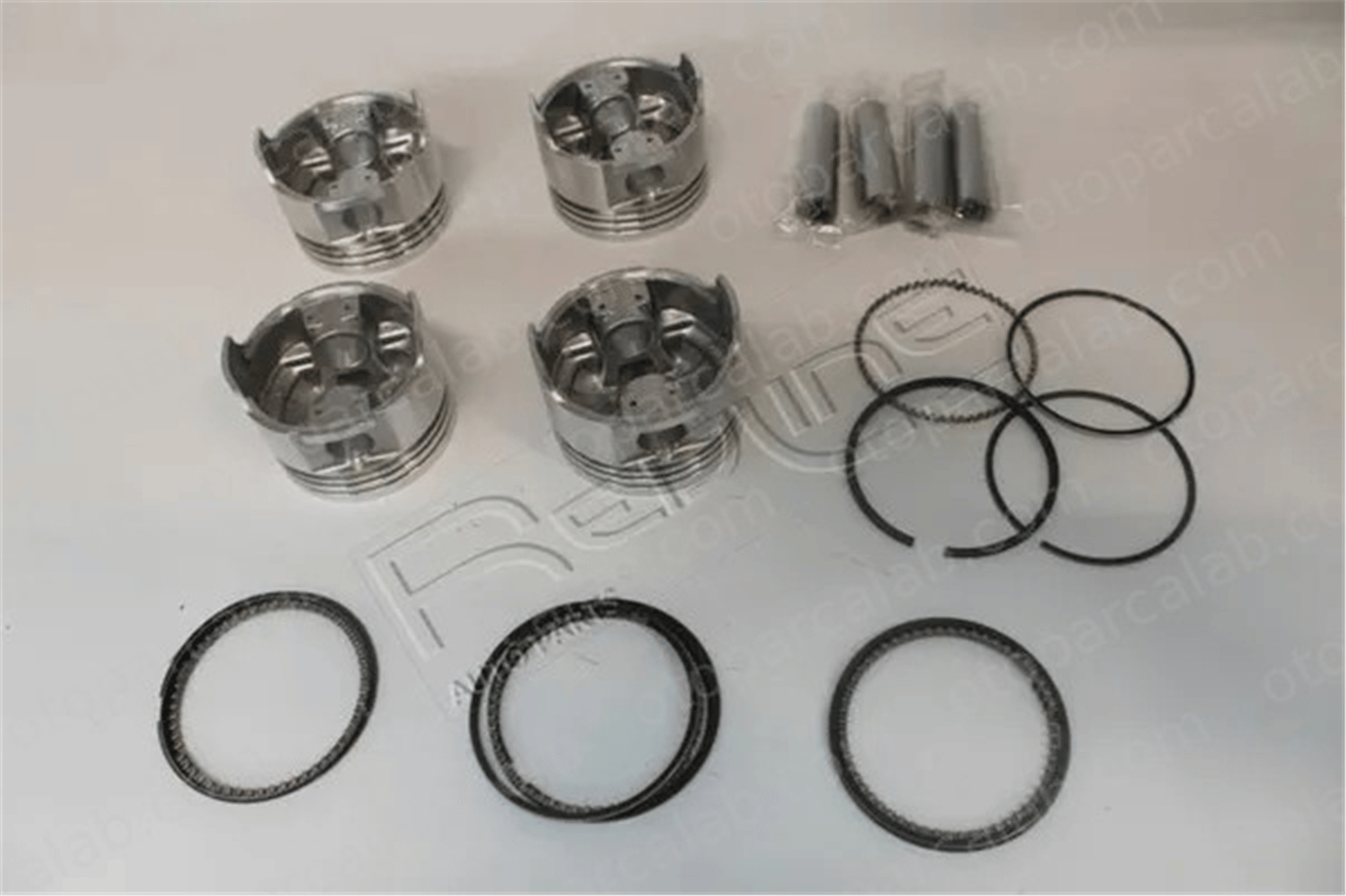 TIK 1S740900-STD Piston (74.00MM-STD) MITSUBISHI COLT II LANCER IV 1210061840 12100618400A0