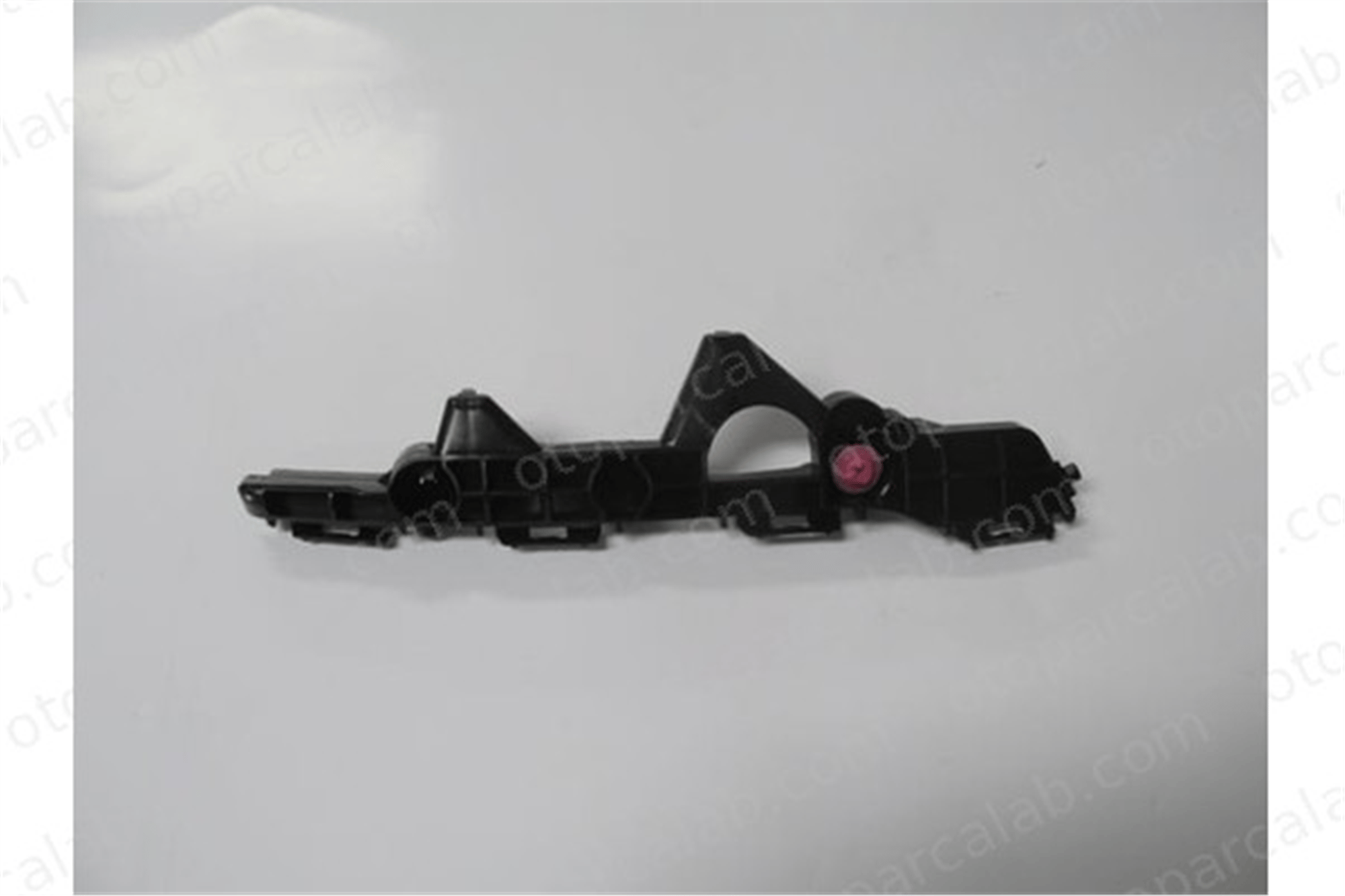 TW 243-2624 Tampon Braketi Arka Sol TOYOTA RAV 4 IV 521560R030