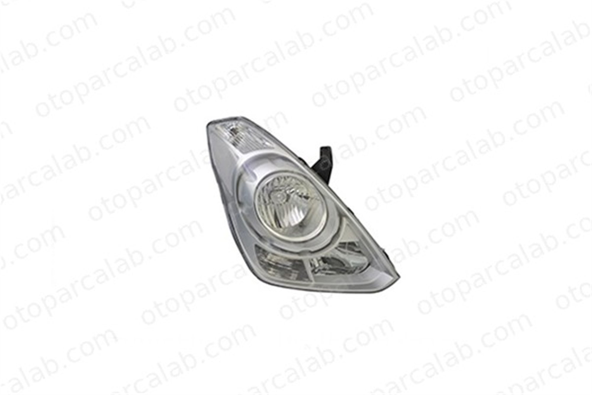 TYC 20-12069-15-2 Far Lambası Sağ HYUNDAI H-1 Cargo H-1 Travel 921024H020 921024H000