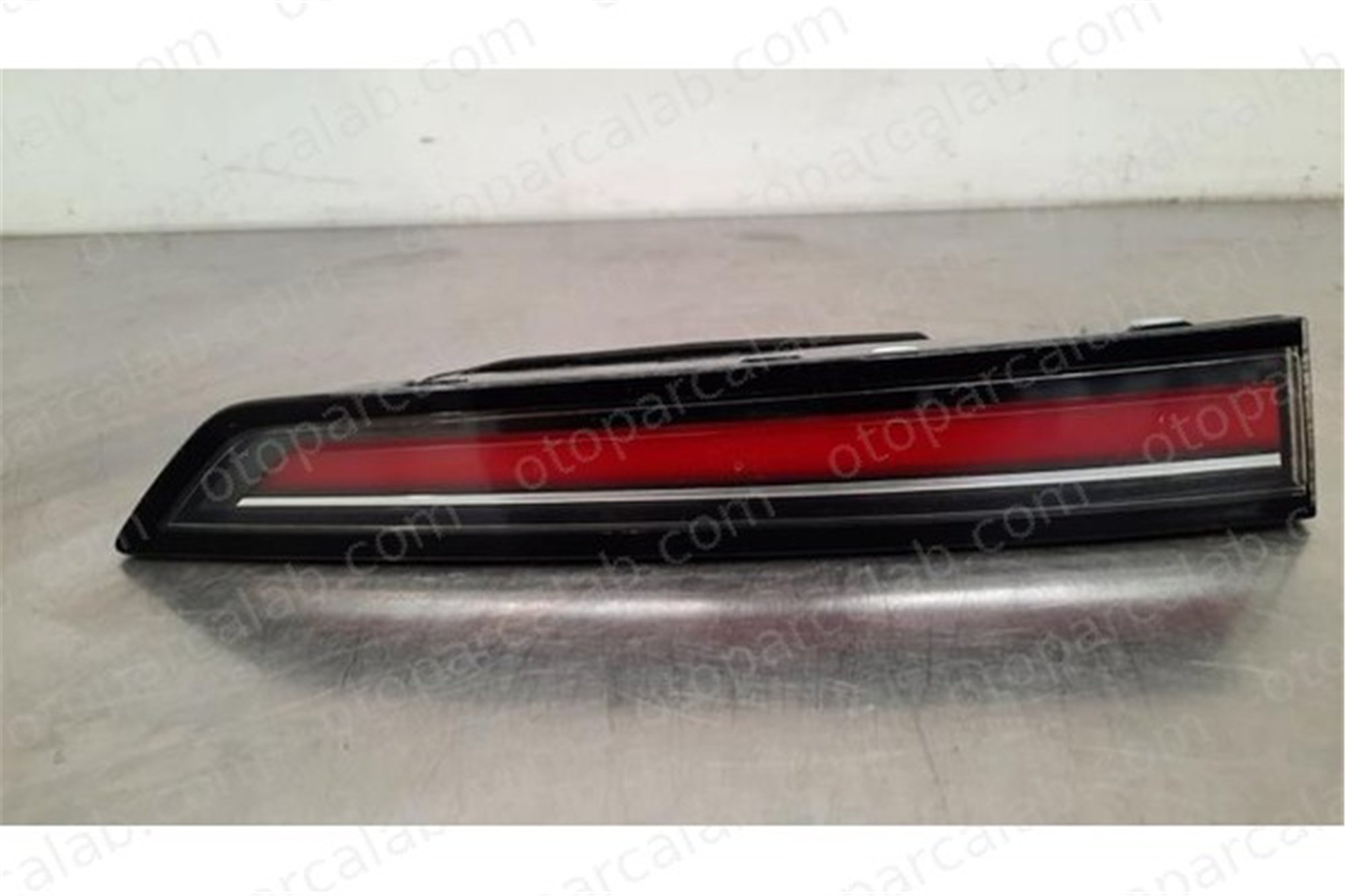 VALEO 048759 Stop Lambası İç Sol OPEL ASTRA L 9839325480