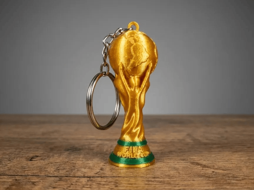 Futbol Tutkunlarına Özel 3D Şampiyonluk Kupası Anahtarlık