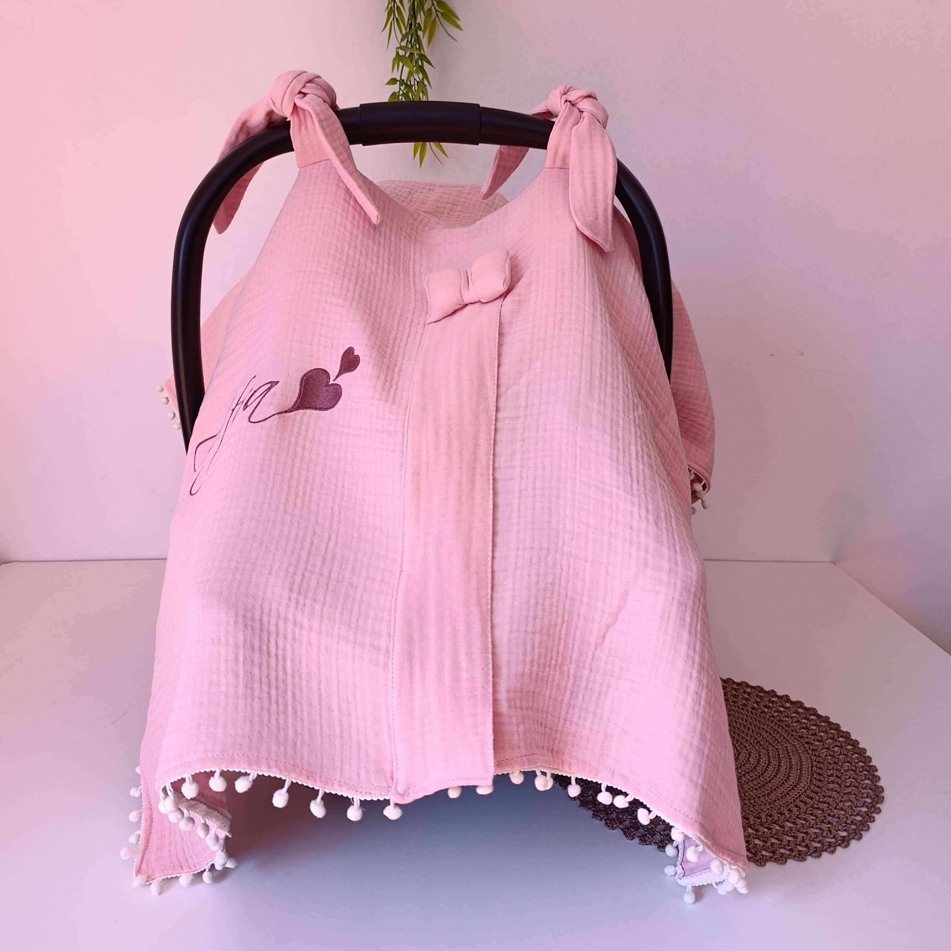 Pembe Müslin Puset Örtüsü – %100 Pamuk Bebek Puset Örtüsü