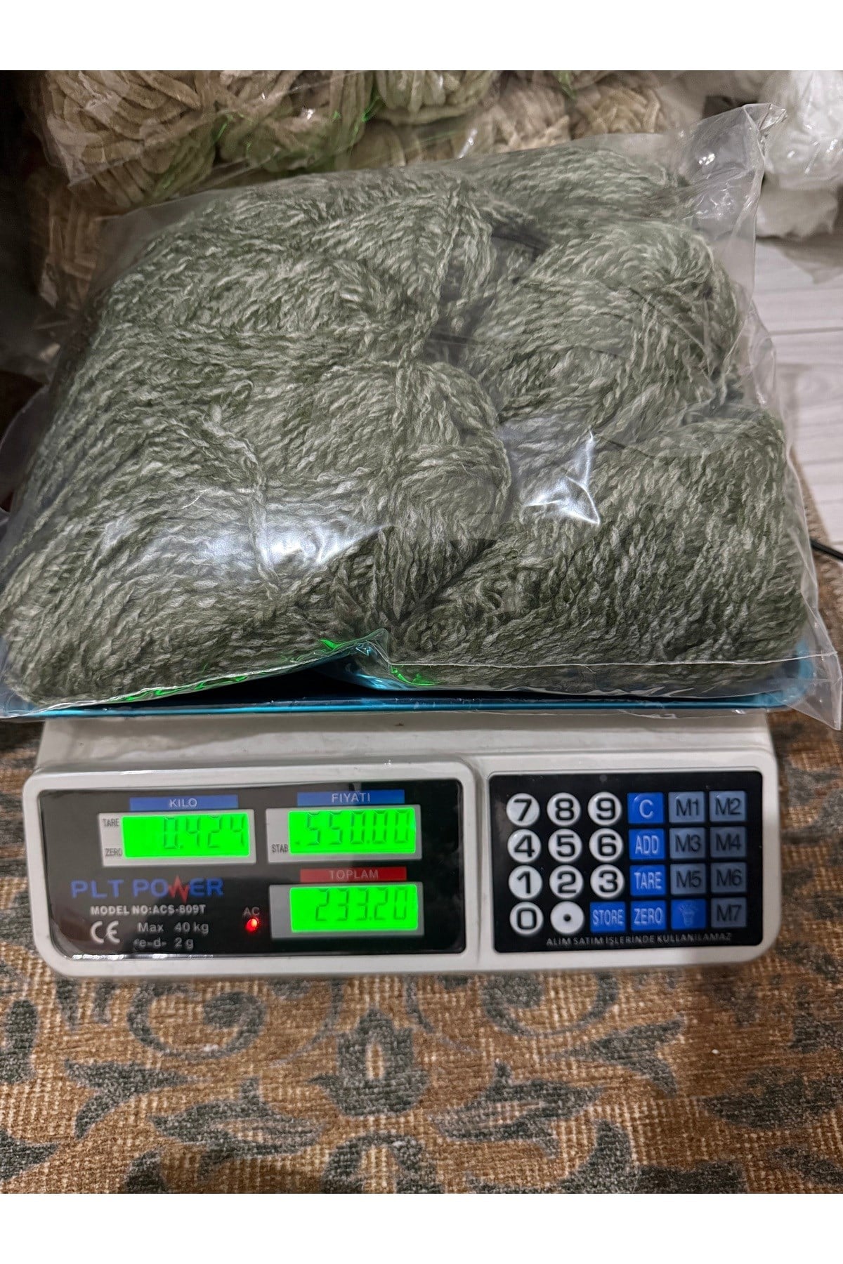 Himalaya burgu örgü ipi (424 gram) yeşil ebruli