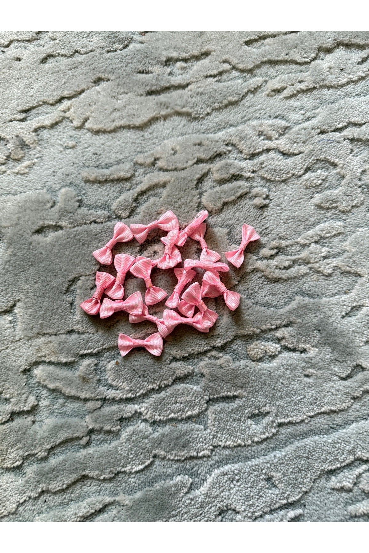 Mini puantiyeli fiyonk(25 adet)pembe