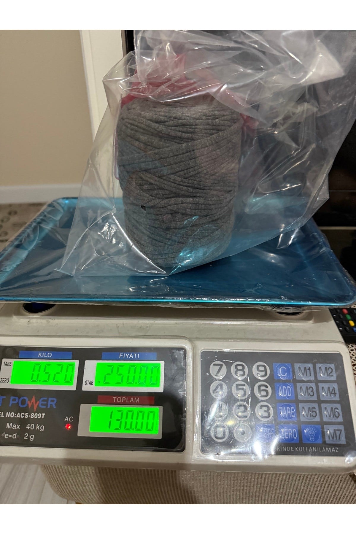 Penye ip (520 gram) antrasit