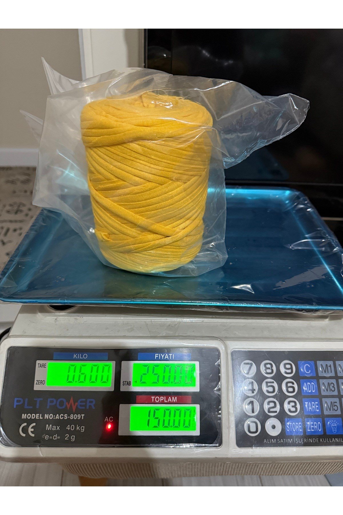 Penye ip (600 gram) sarı