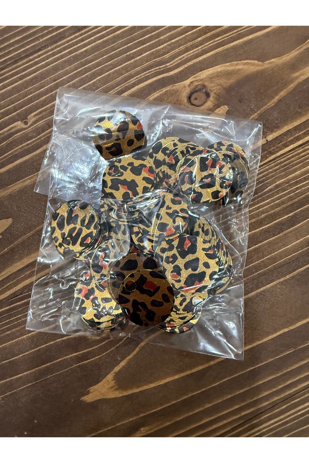 Süslü 20mm çanta,patik pulu (20 gram)