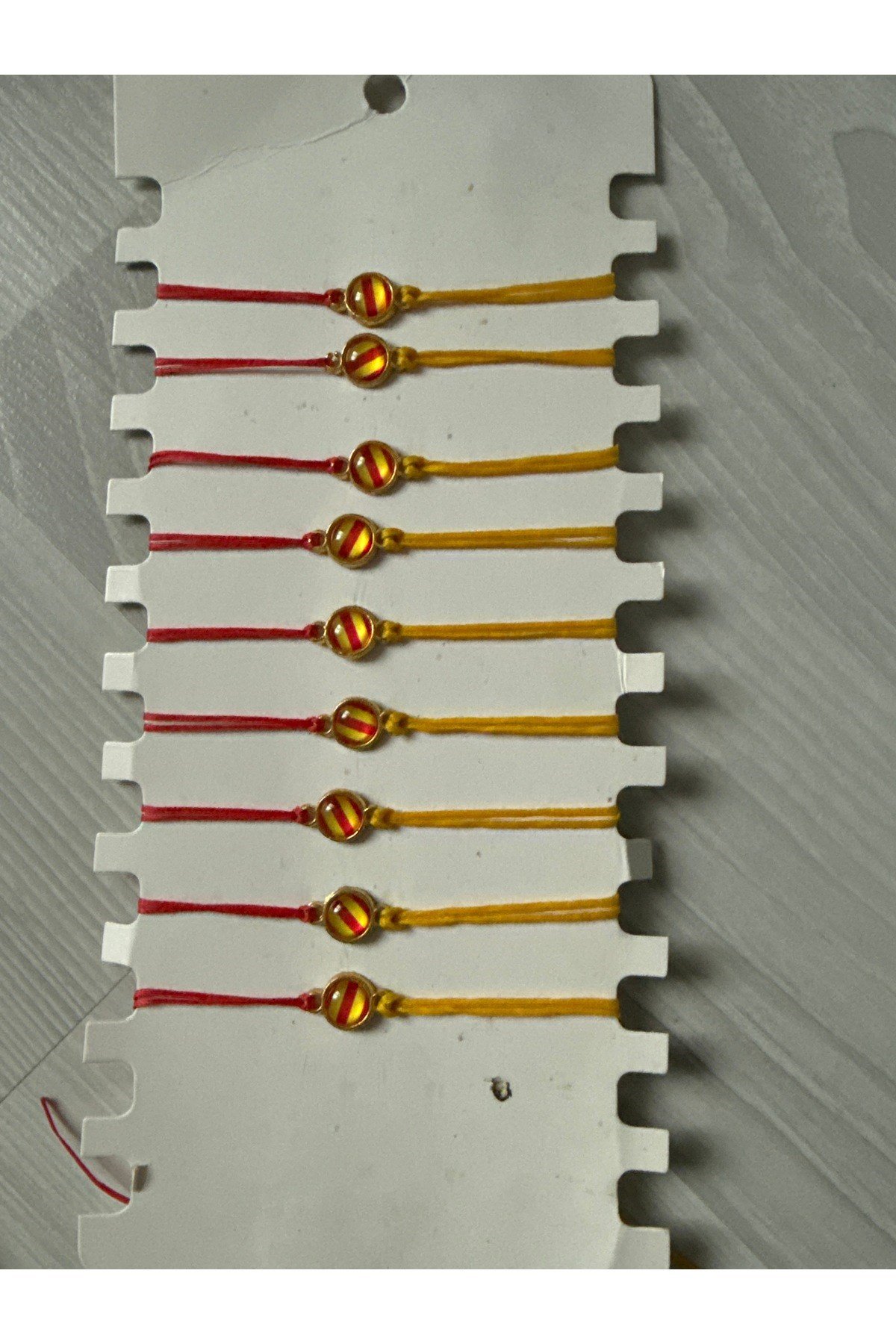 Takımlı bileklik