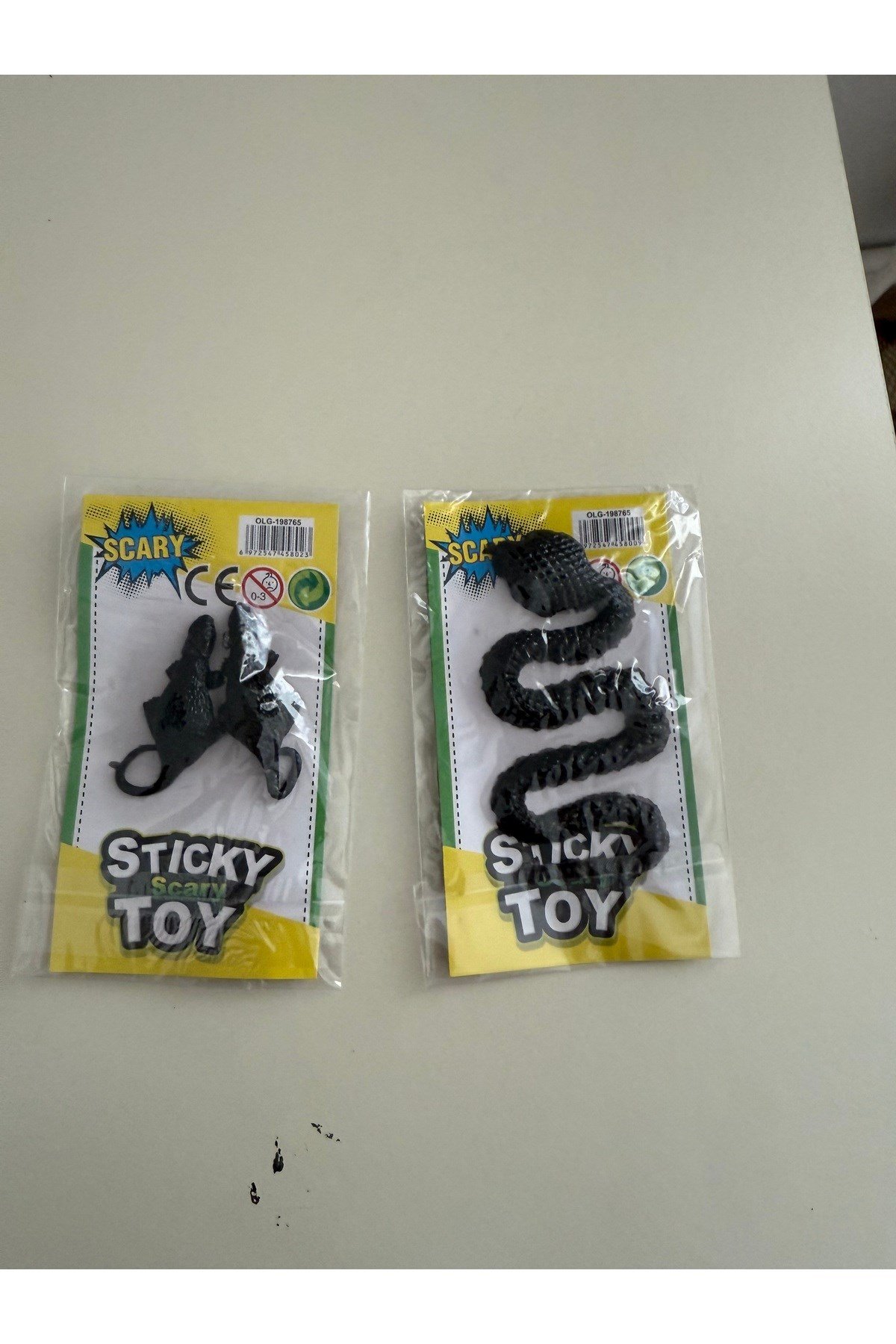 Yapışan oyuncak(şlap)fare,yılan(2li)