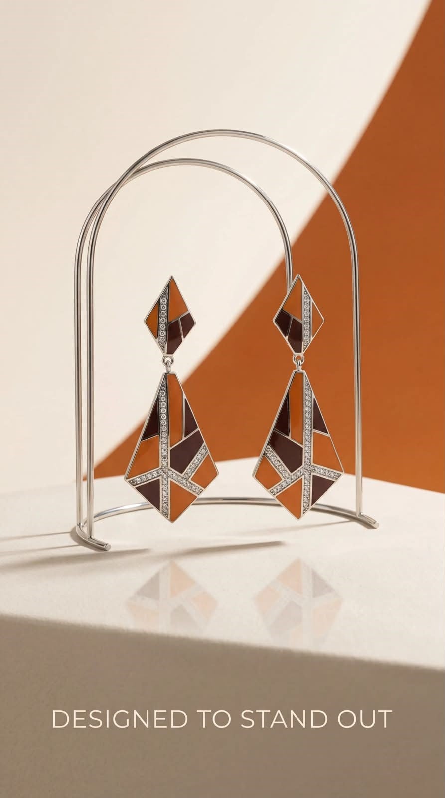 Art Deco Mine Taşlı Geometrik Sallantılı Küpe