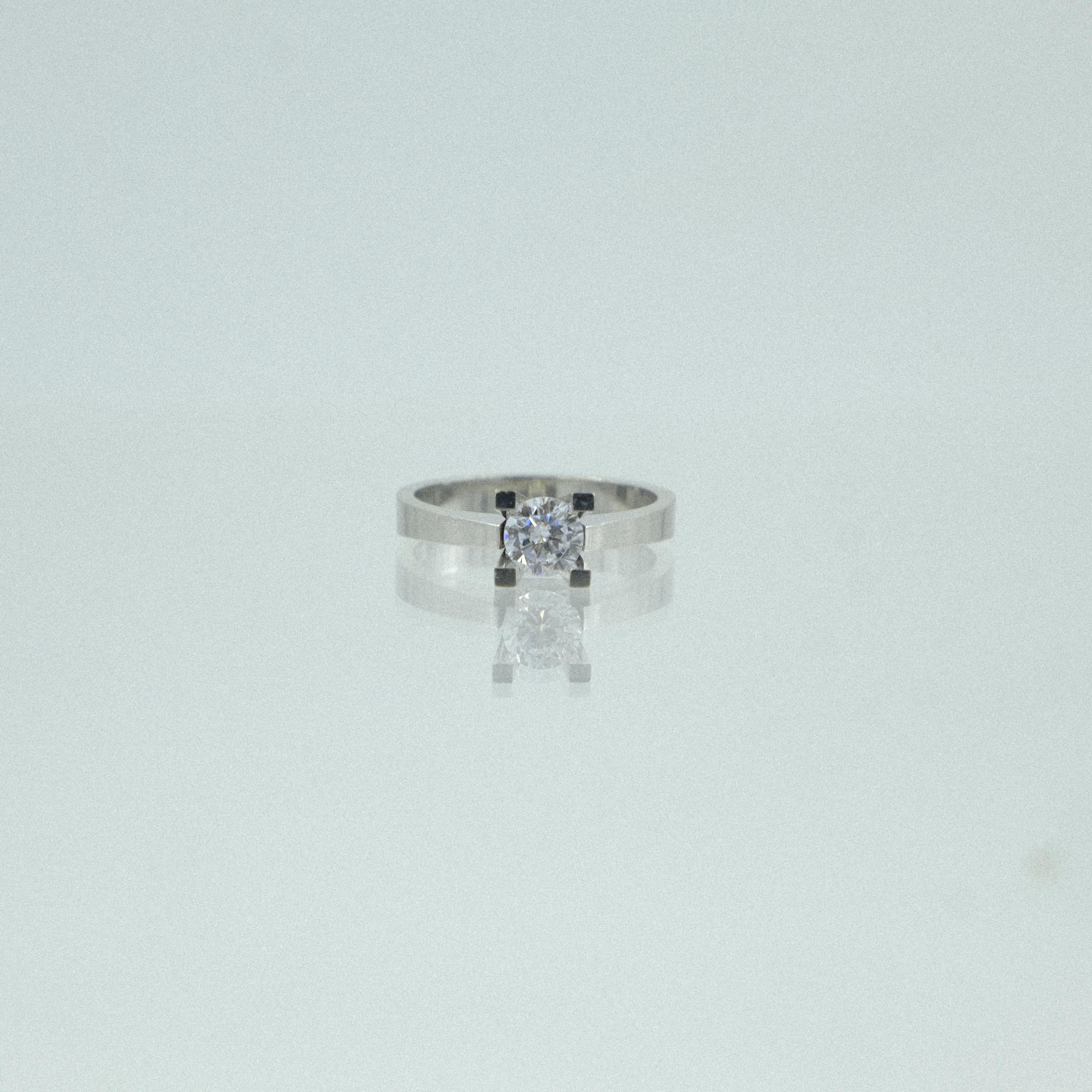 Solis-YZK04271