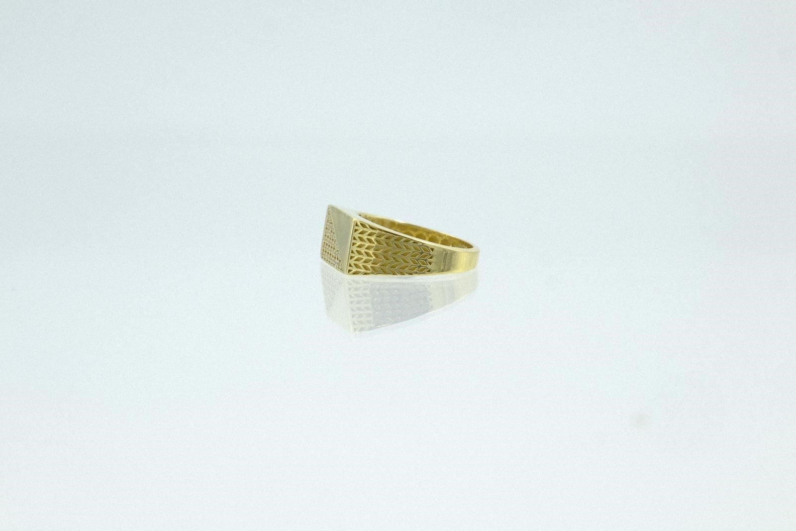 Solis-YZ000279