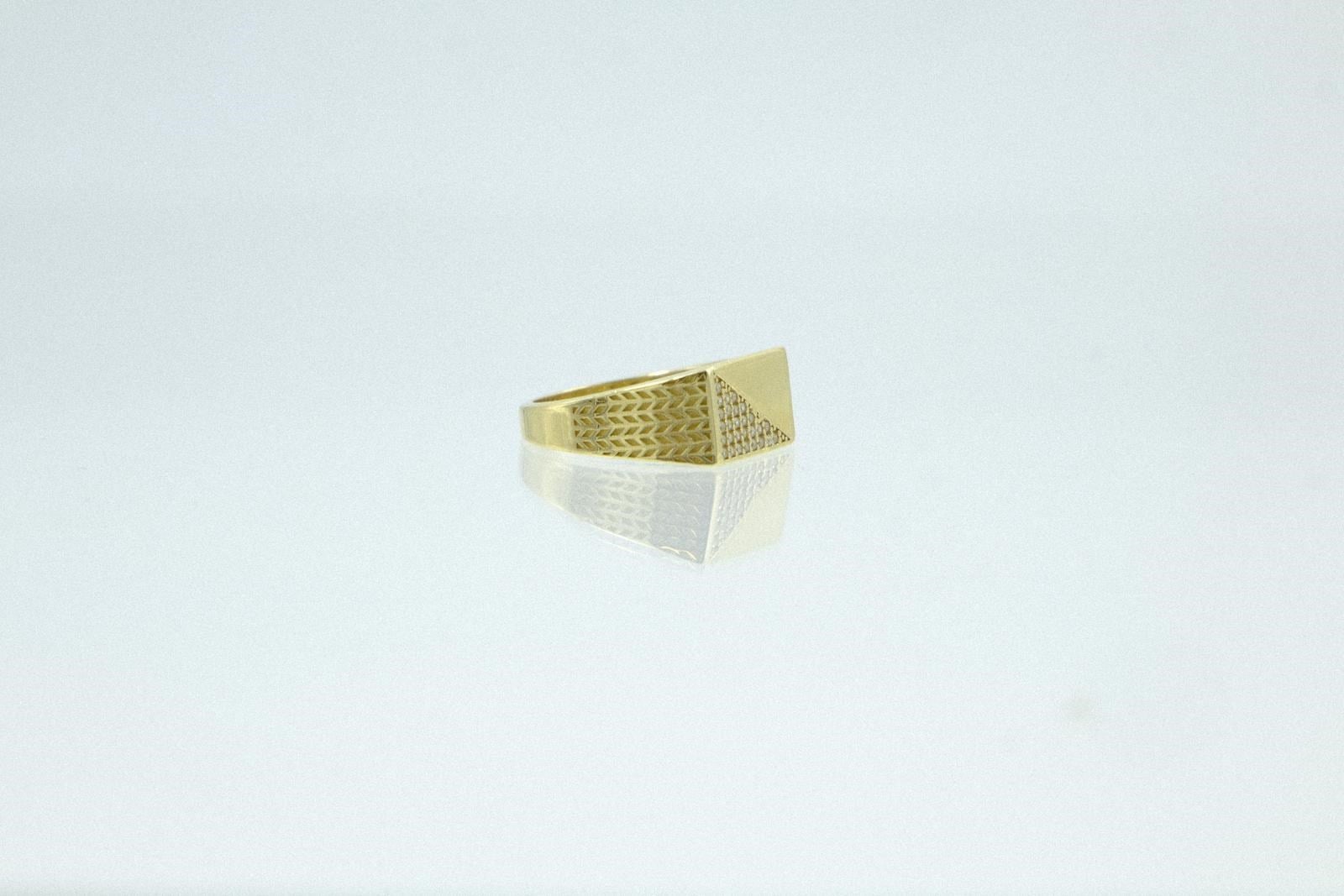 Solis-YZ000279