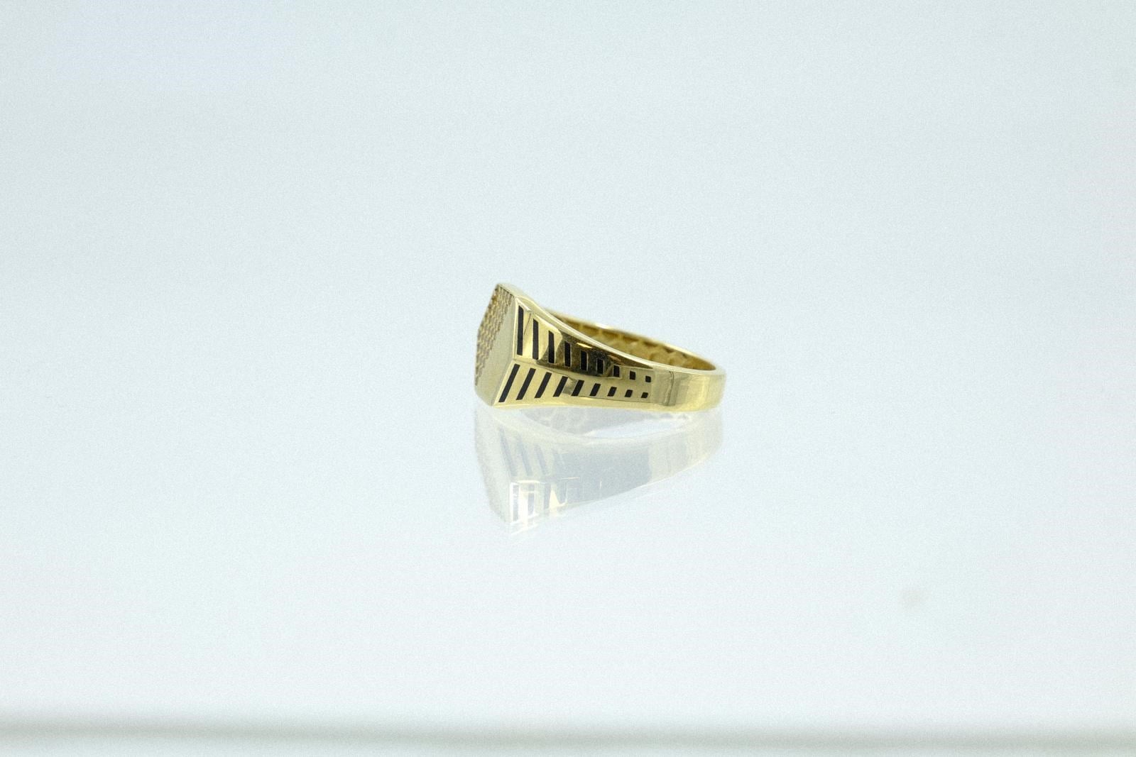 Solis-YZ001752