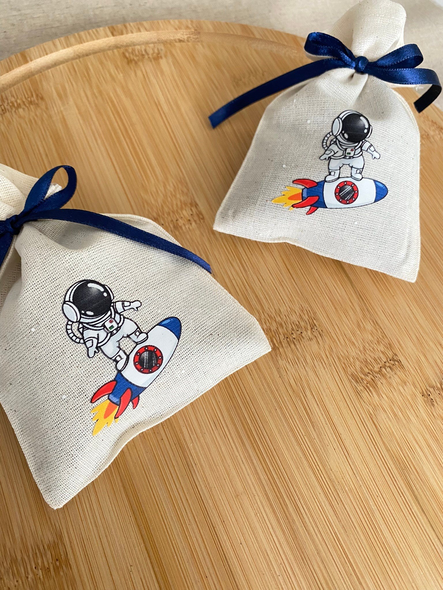 ROKETLİ ASTRONOT MODEL BASKI LAVANTA KESESİ