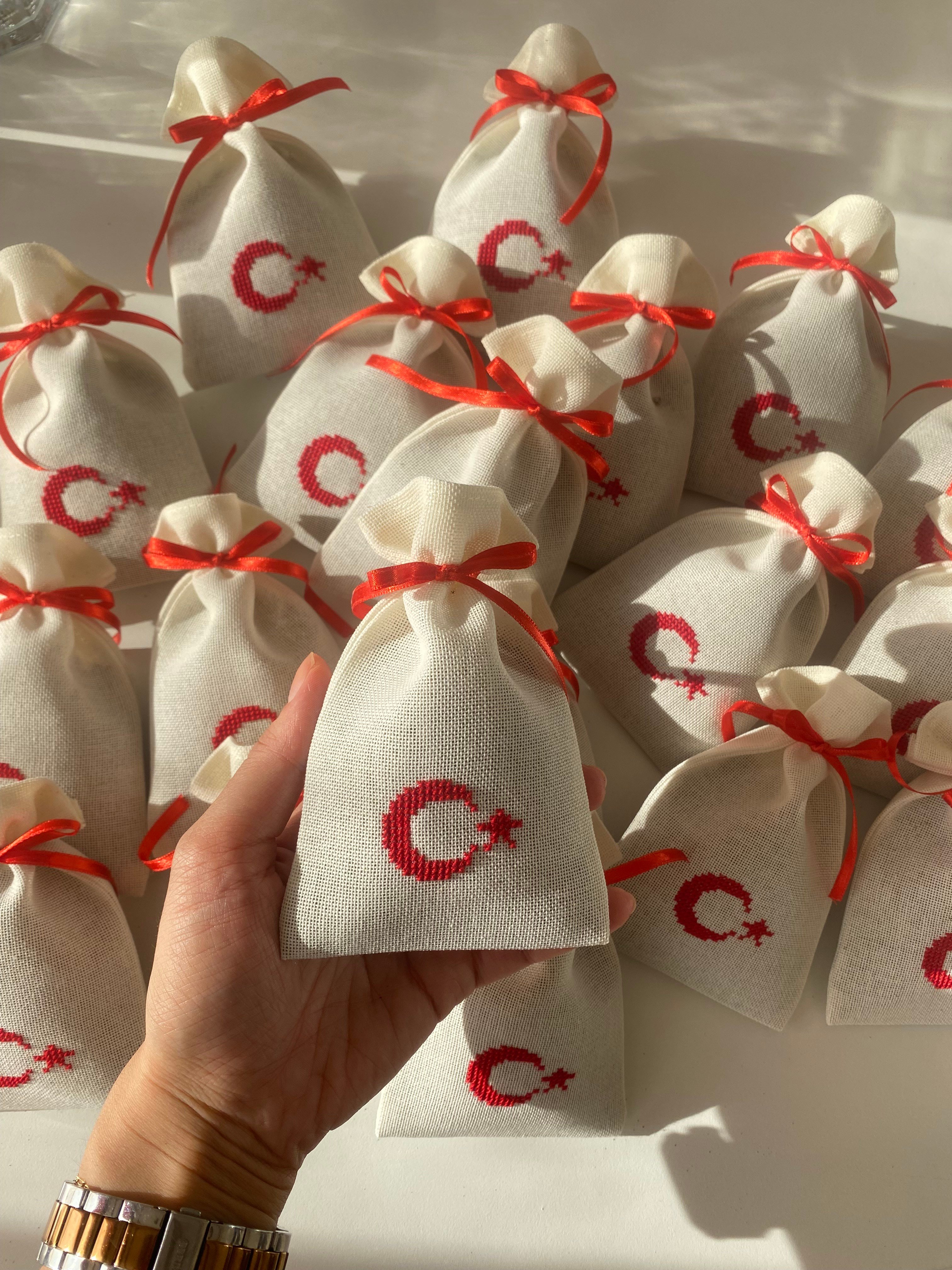 TÜRK BAYRAĞI MODEL ETAMİN EL İŞLEMESİ LAVANTA KESESİ