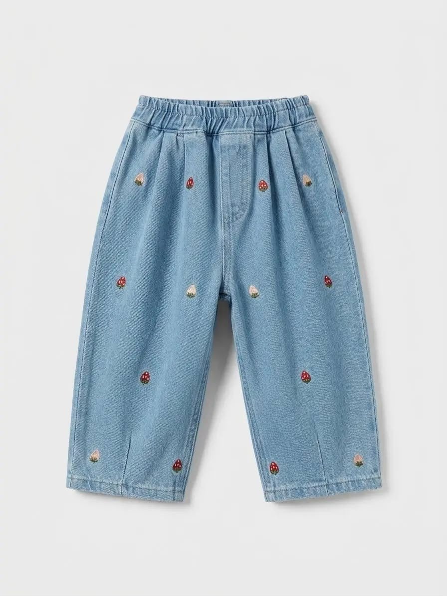LACIEL Kız Çocuk Kalp Aplikeli Sweatshirt ve Çilek Nakışlı Denim Pantolon