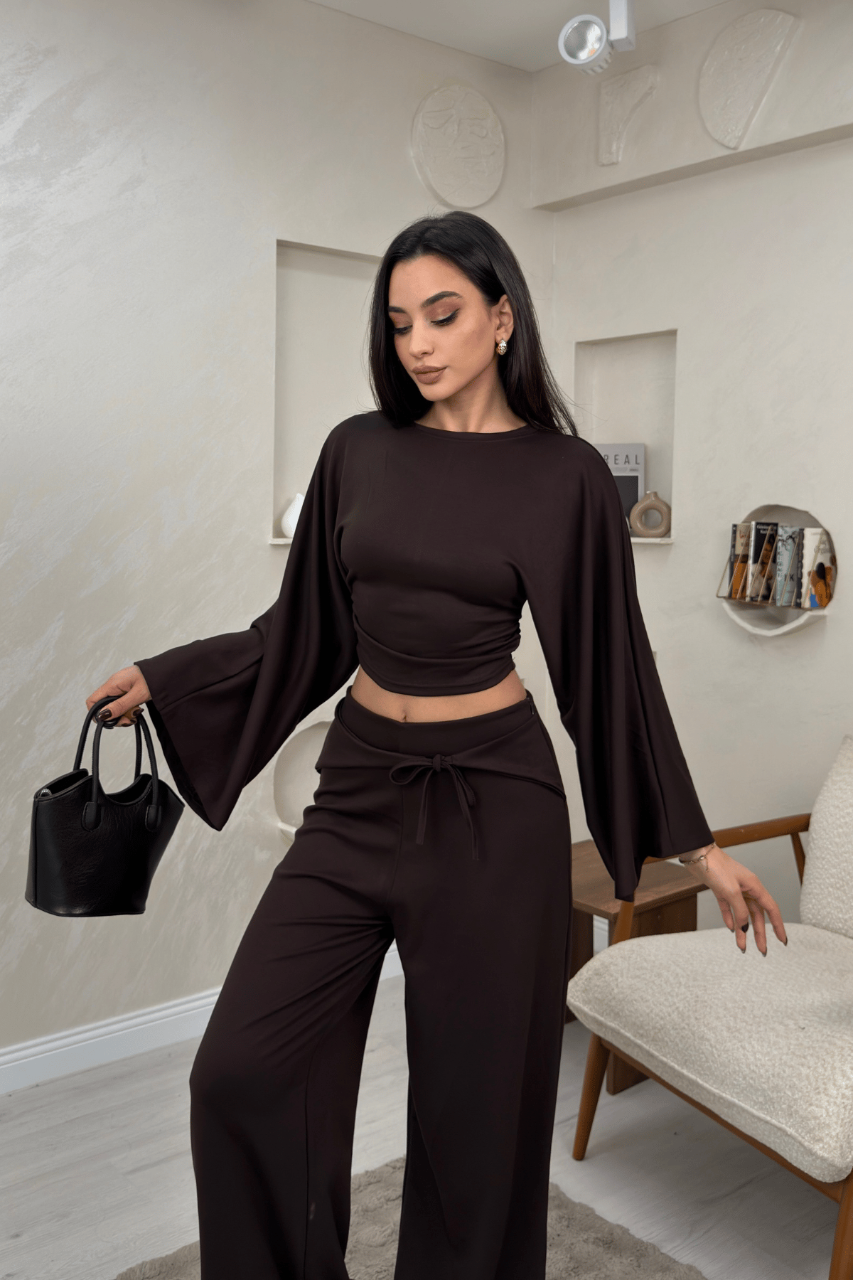 Alice Kahve Renkli Yarasa Kol Crop Bluz Genis Paca Pantolon Takim | miraylawear