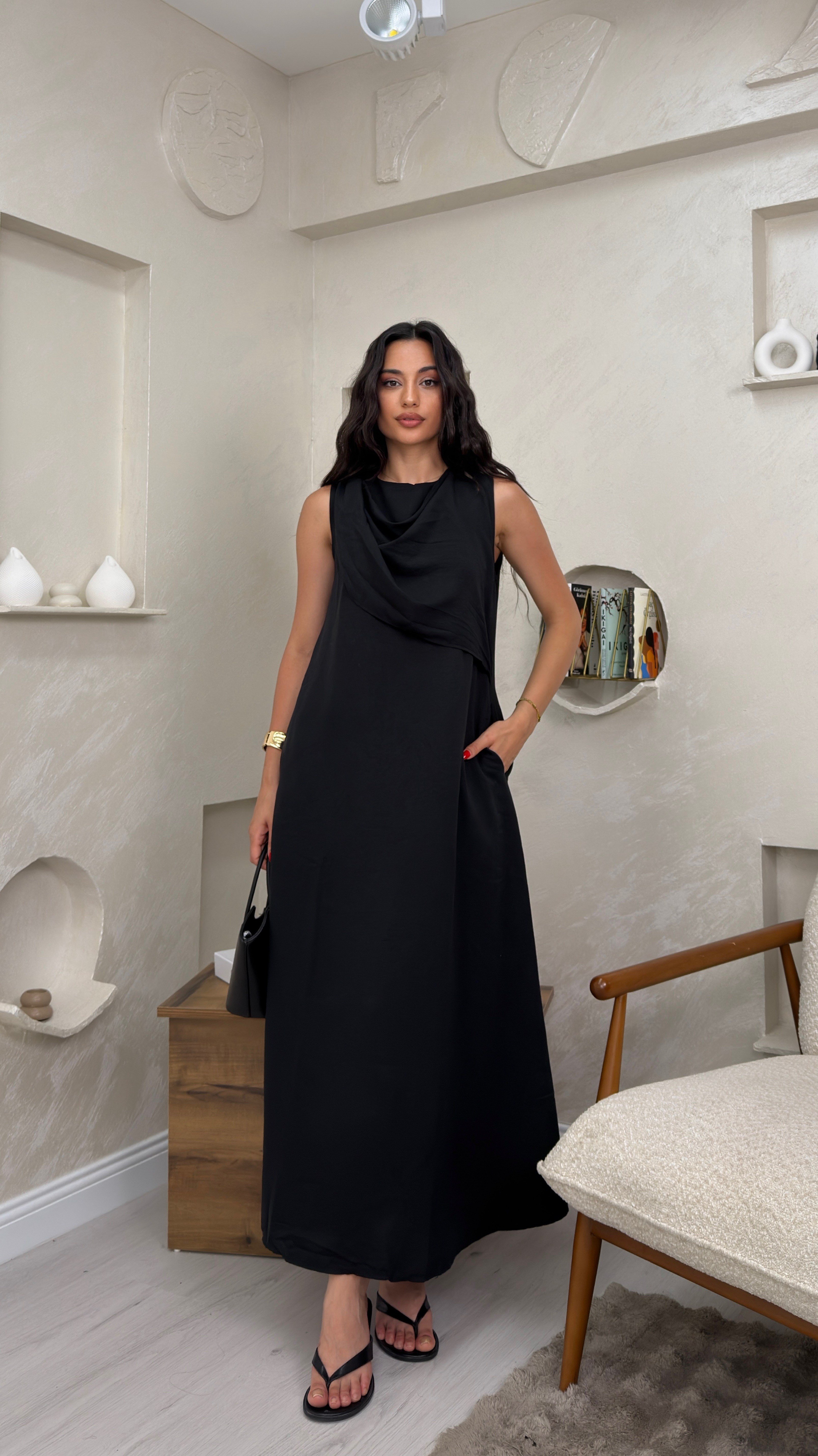 WENDY SİYAH RENKLİ ŞAL DETAYLI KADIN MAXİ ELBİSE