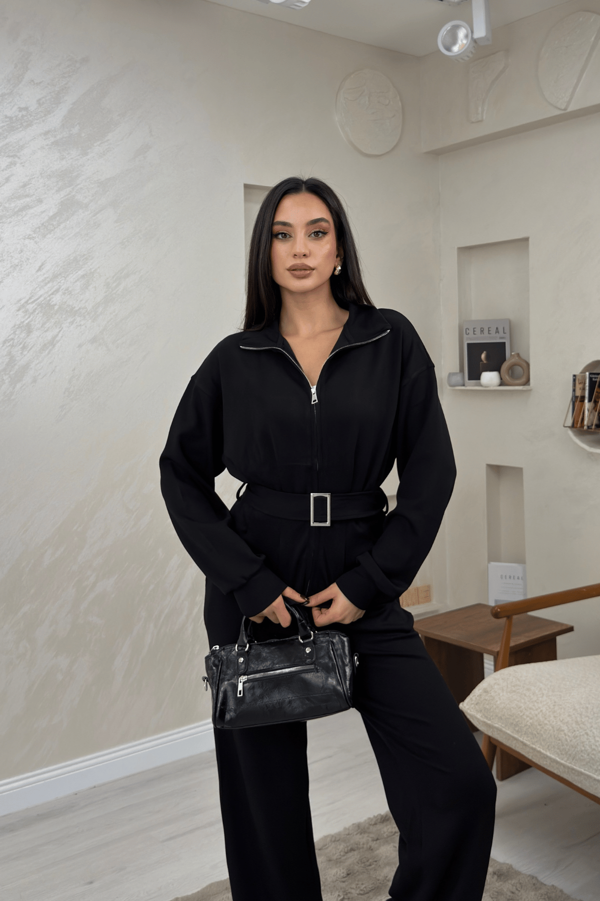 Zoe Siyah Renkli Kemerli Fermuarlı Ceket ve Pantolon Kadın Takım | miraylawear
