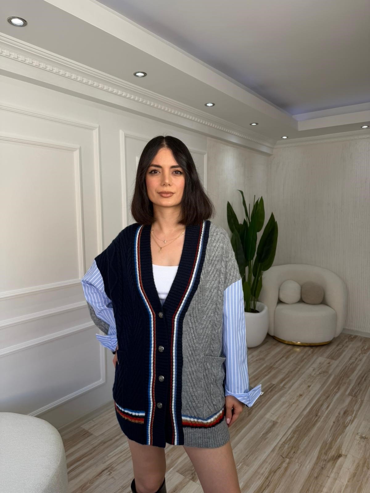 Arkası Gömlek Detaylı Renk Bloklu Triko Ceket - LACİ