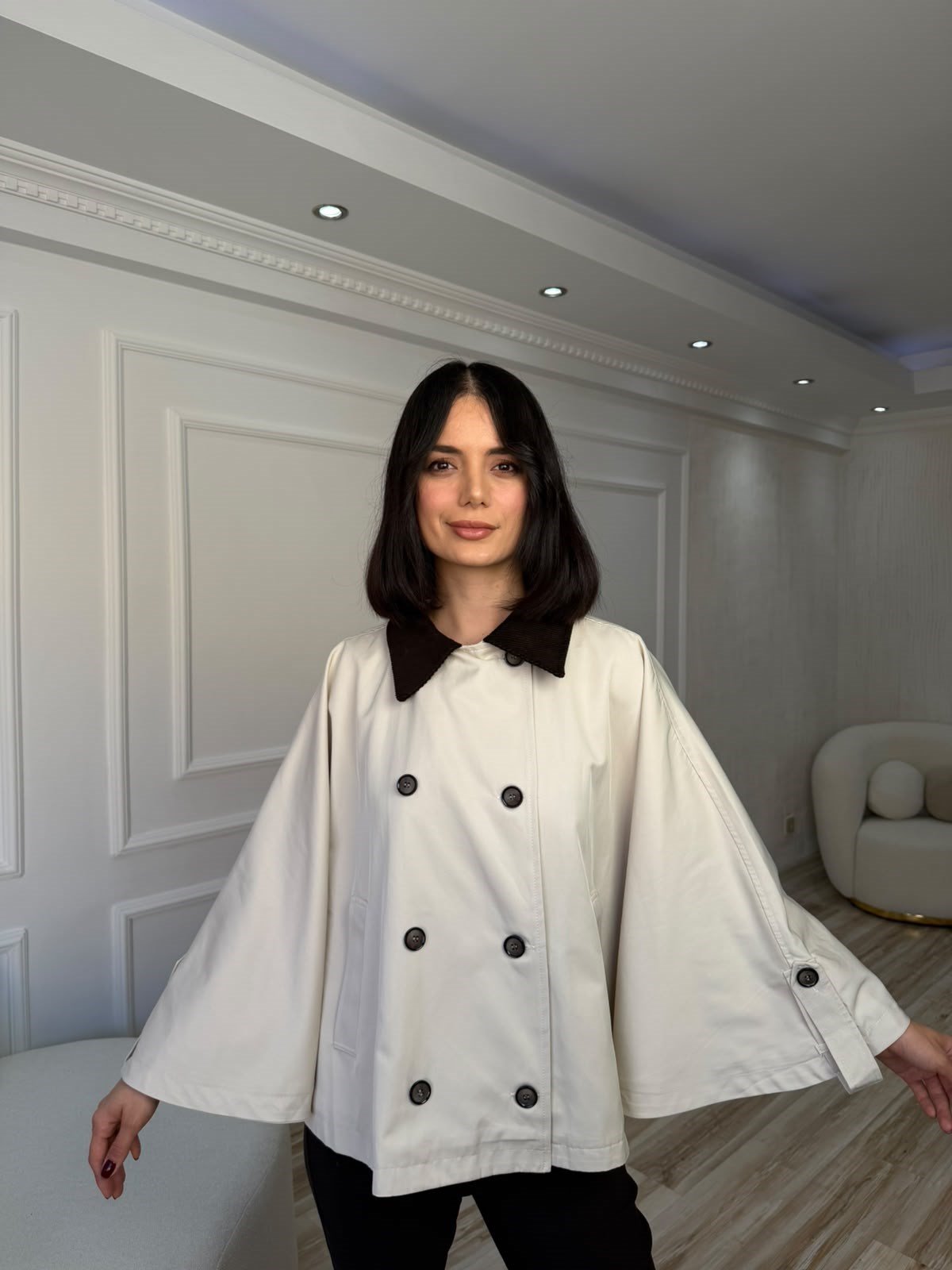 Kadife Yaka Düğmeli Oversize Panço - TAŞ