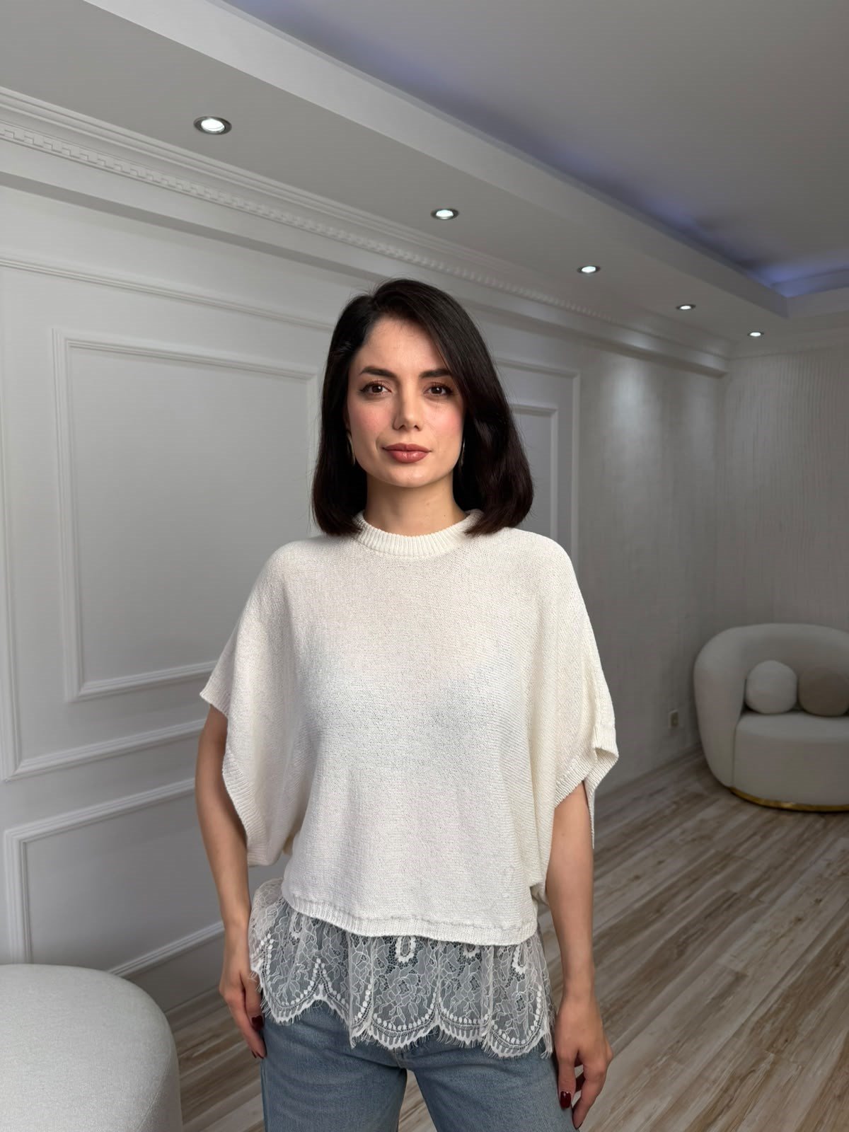 26-2KB0293 - TK261025 QU STYLE KENDİNDEN KOL DANTELLİ KAZAK - EKRU