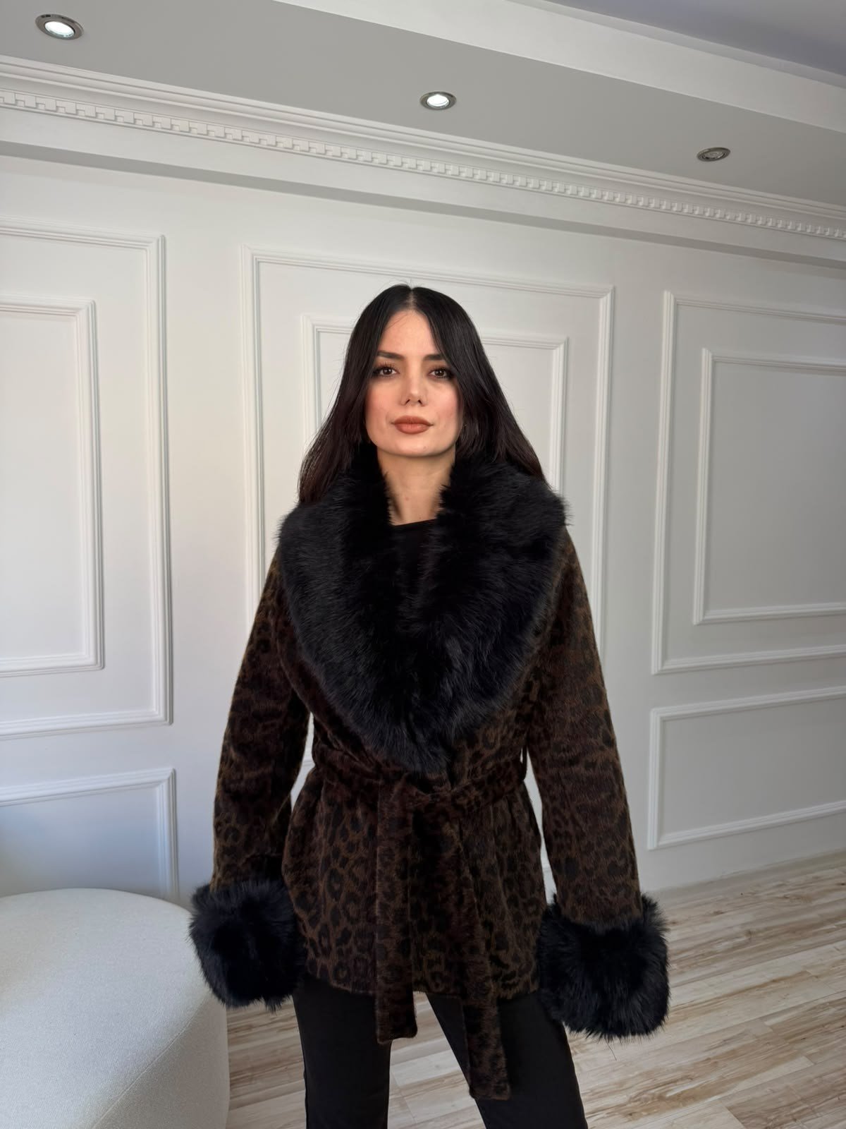 Leopar Desenli Kürk Görünümlü Kemerli Kaban - LEOPAR