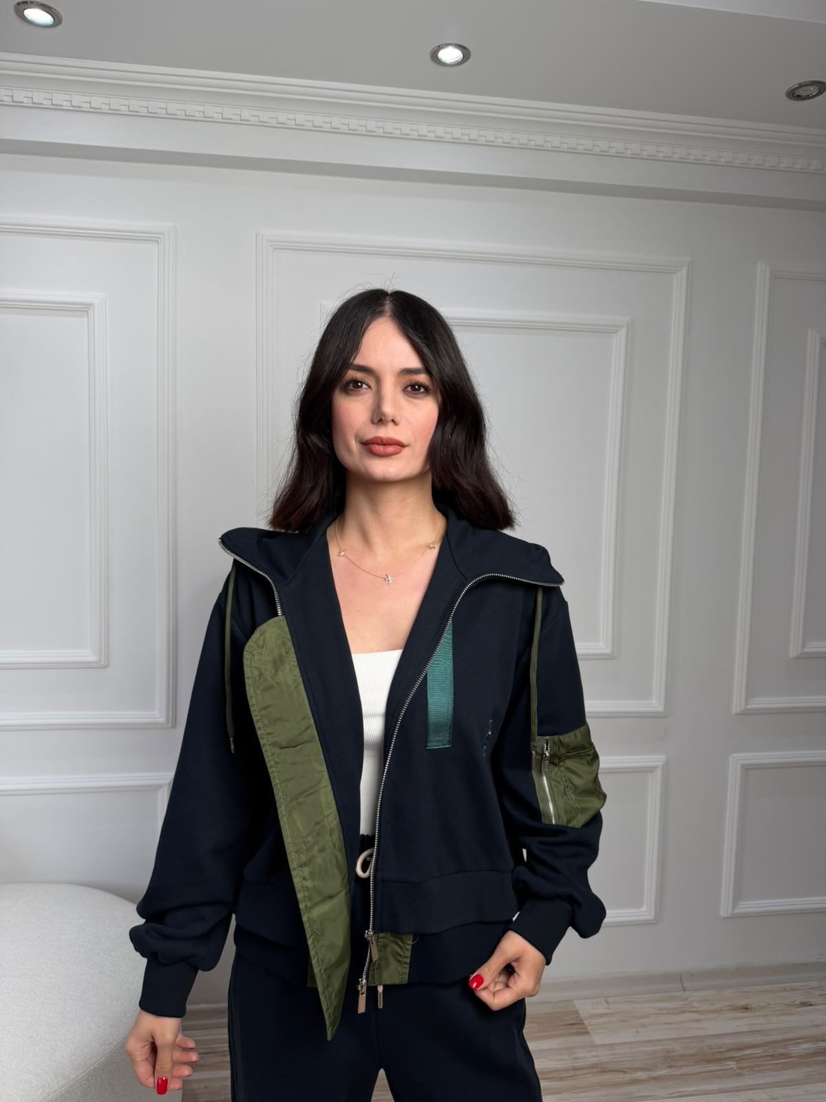 Renk Bloklu Cepli Kapüşonlu İnterlok Sweatshirt - LACİ
