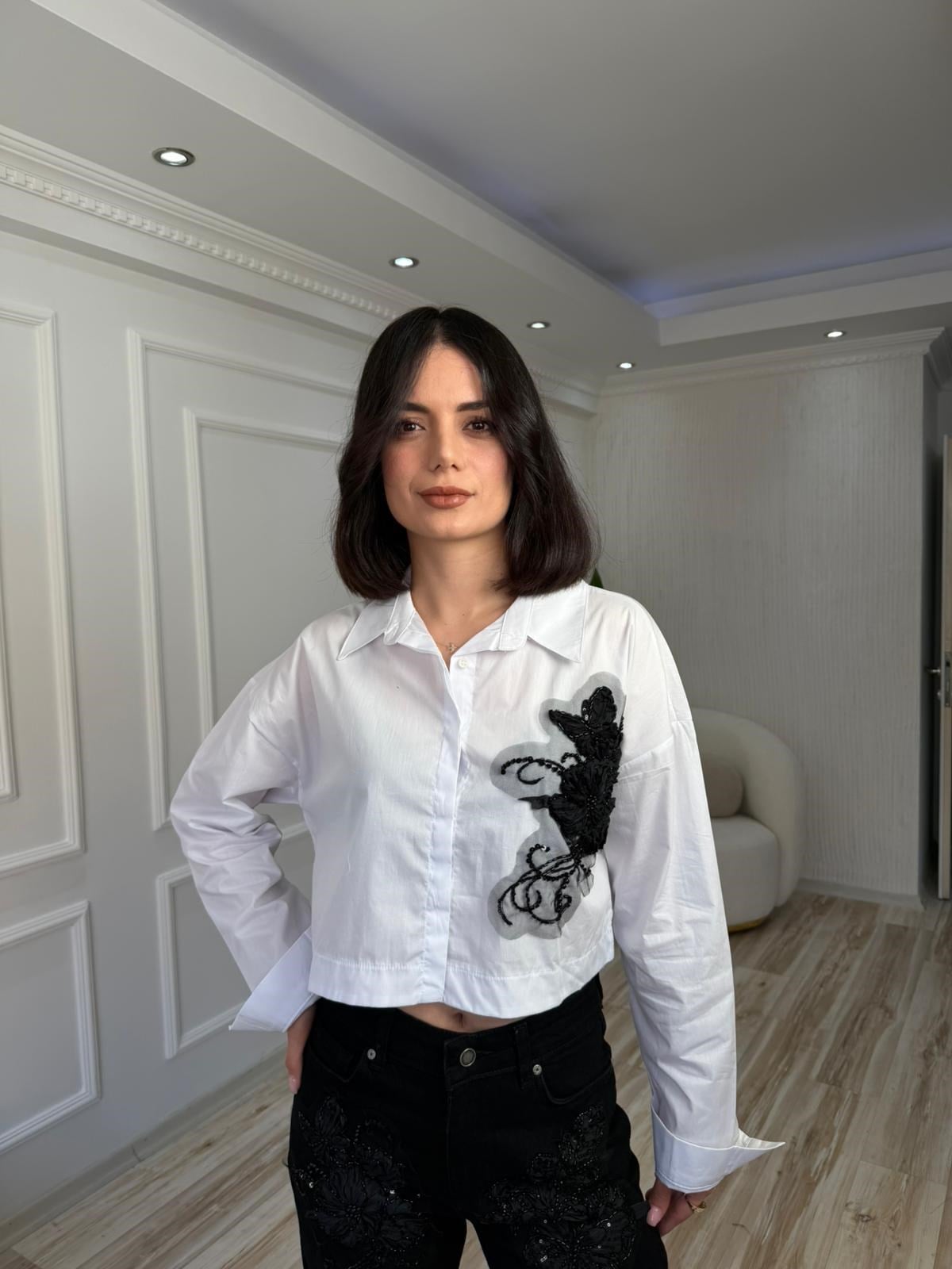 26-2XB0086 - 27408-X5 MİSS POEM BONCUKLU GÜPÜRLÜ GÖMLEK - BEYAZ