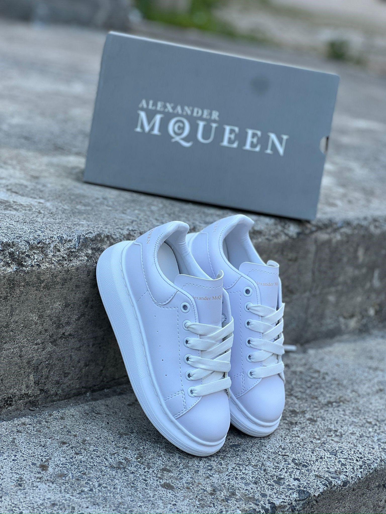 ALEXANDER MCQUEEN