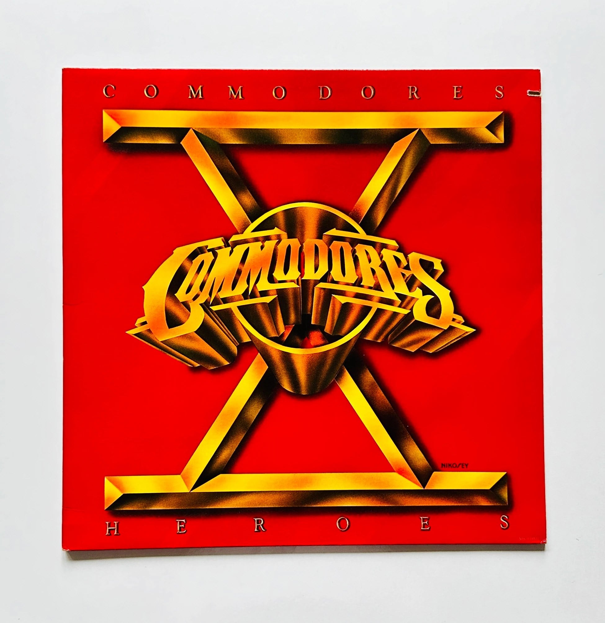 Commodores – Heroes Dönem Baskı Plak