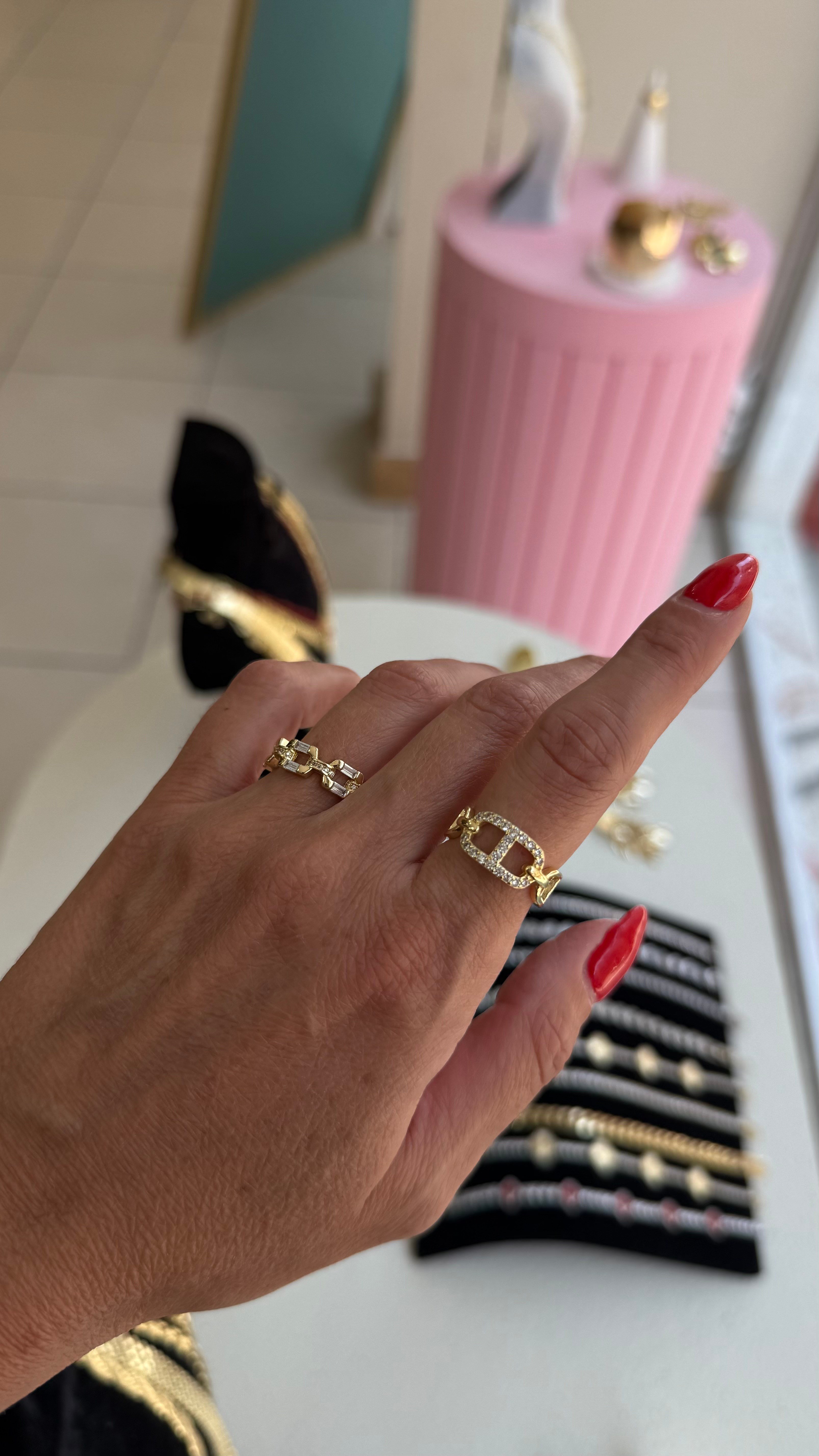MARKA MODEL TAŞLI YÜZÜK GOLD