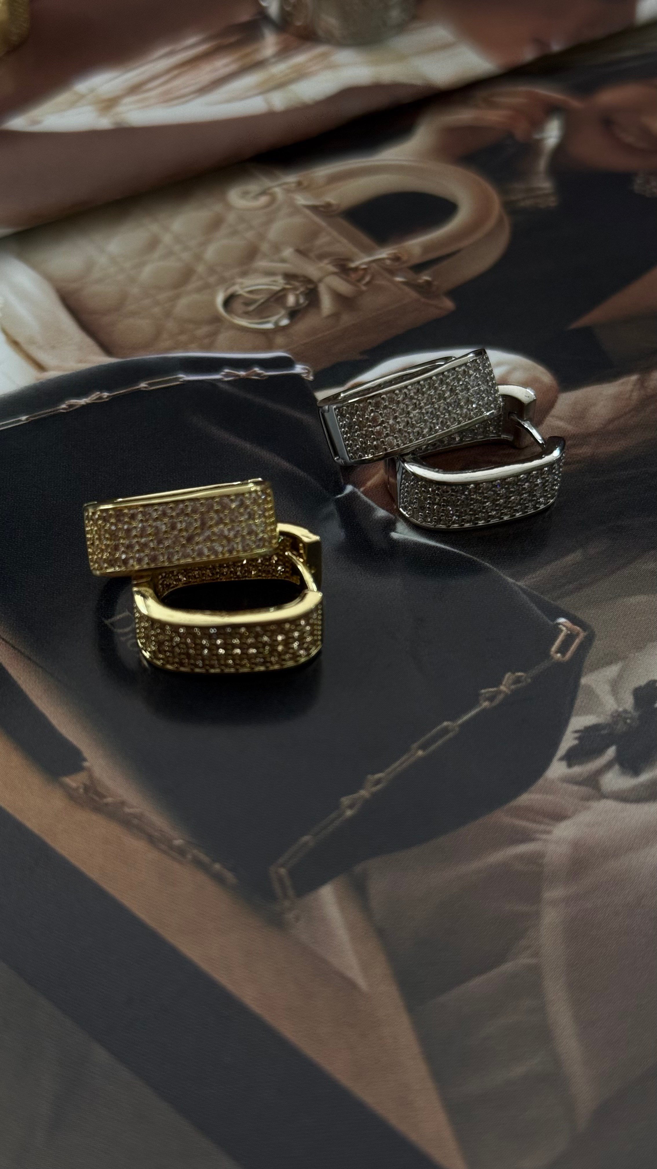 VİP KARE KESİM GOLD