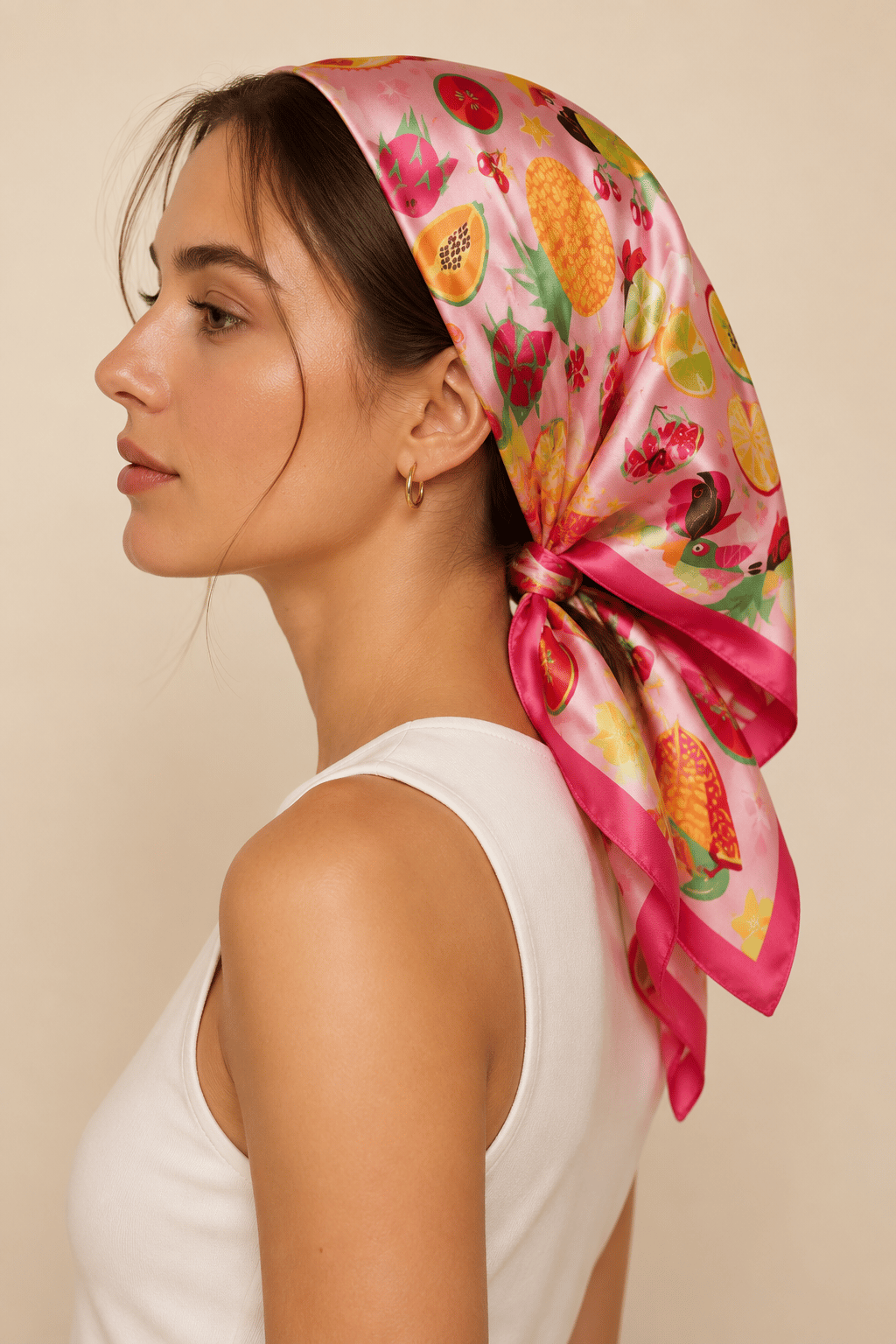 Kadın Tropikal Meyveler Desenli Saten Fular Bandana 56x56 cm - Şeker Pembe