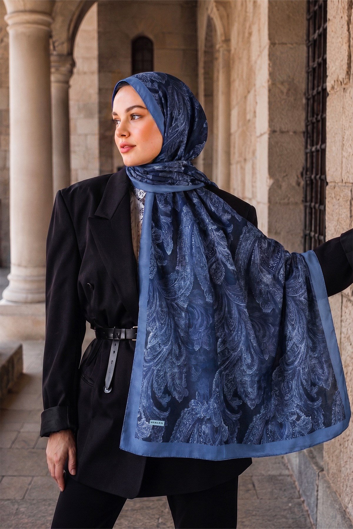 Perla Barok Paisley Desenli Şal - İndigo