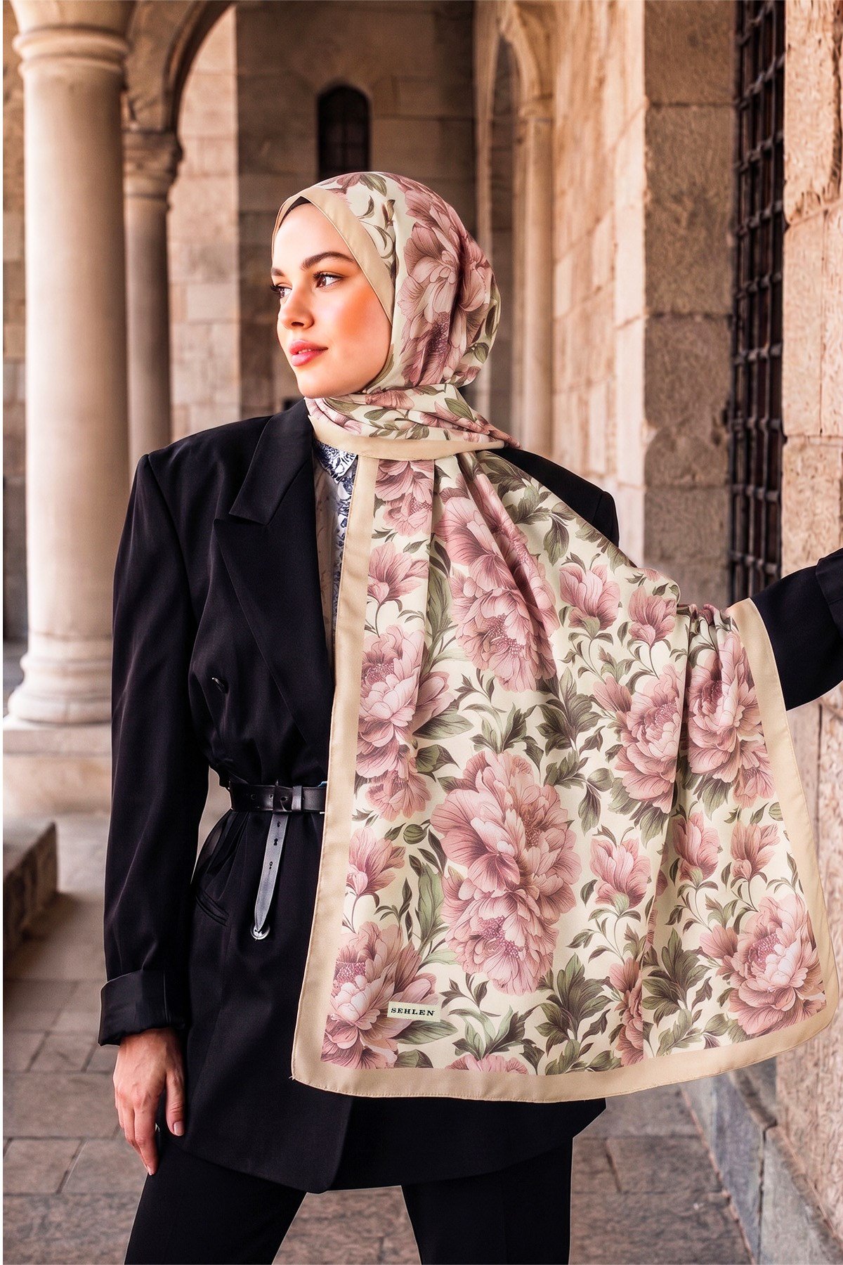Perla Şakayık Bahçesi Desenli Şal - Bej